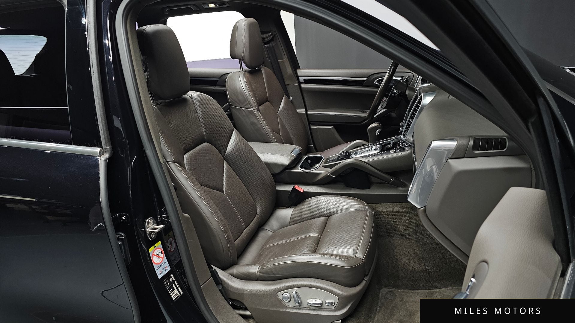 Porsche Cayenne 2015 — миниатюра 10