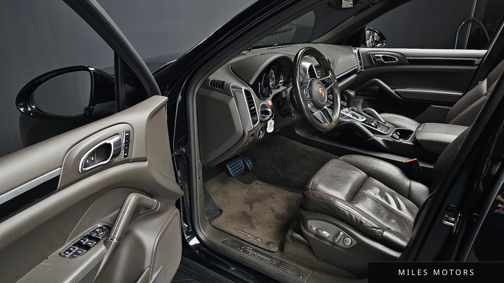 Porsche Cayenne 2015 — миниатюра 11