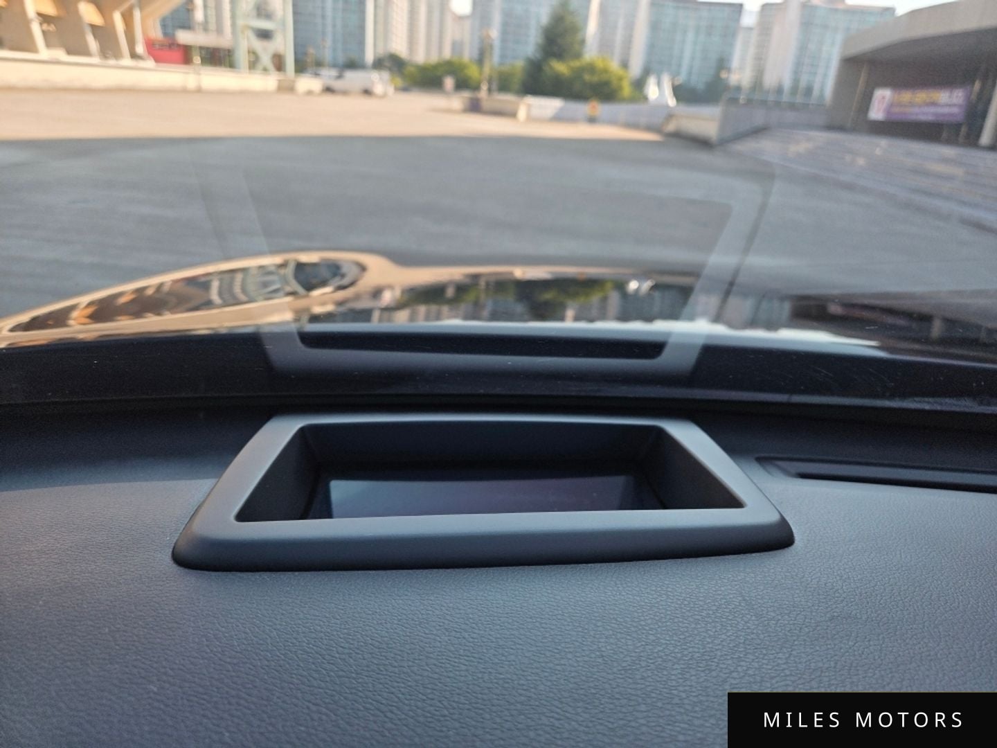 Genesis EQ900 2016 — миниатюра 10