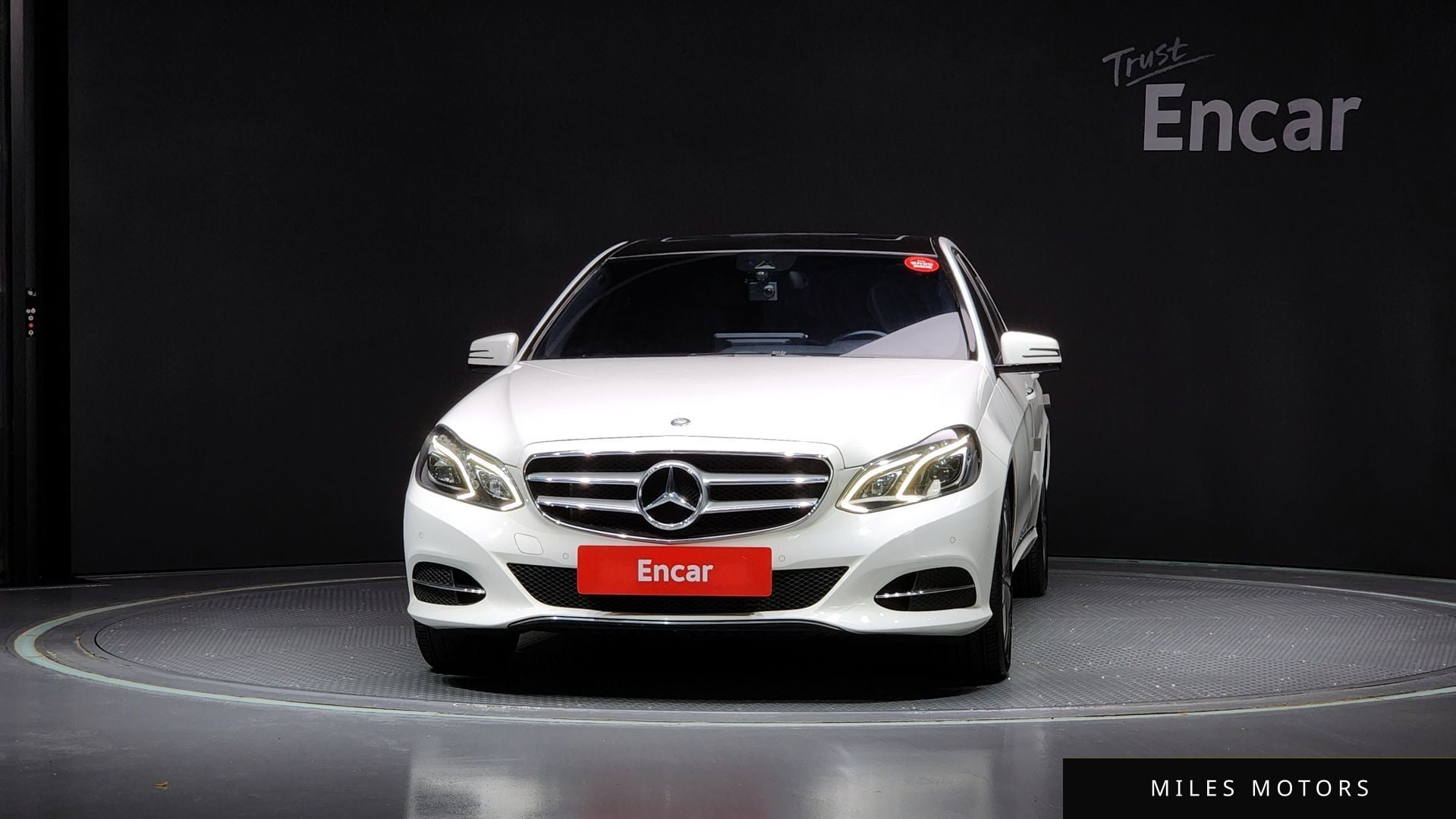 Mercedes-Benz E-Class W212 2014 — миниатюра 3