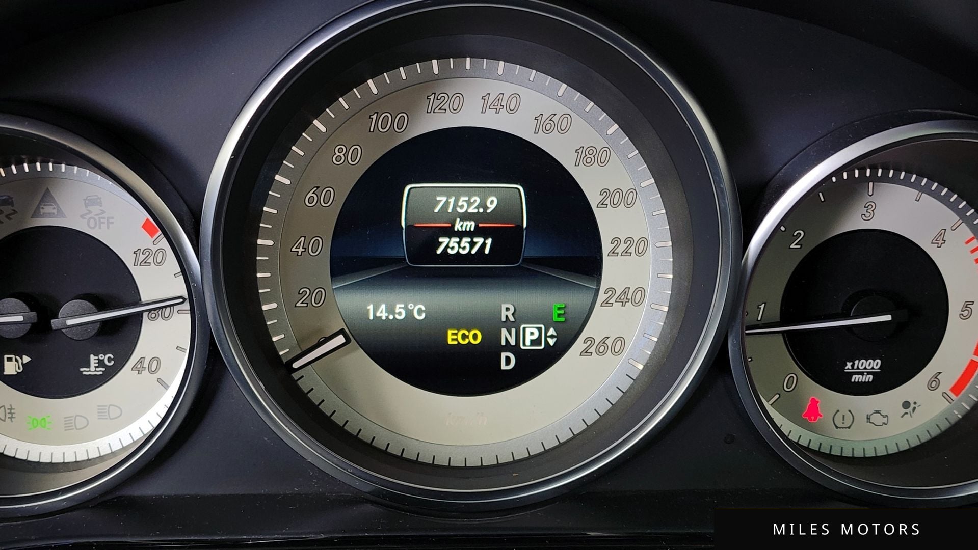 Mercedes-Benz E-Class W212 2014 — миниатюра 8
