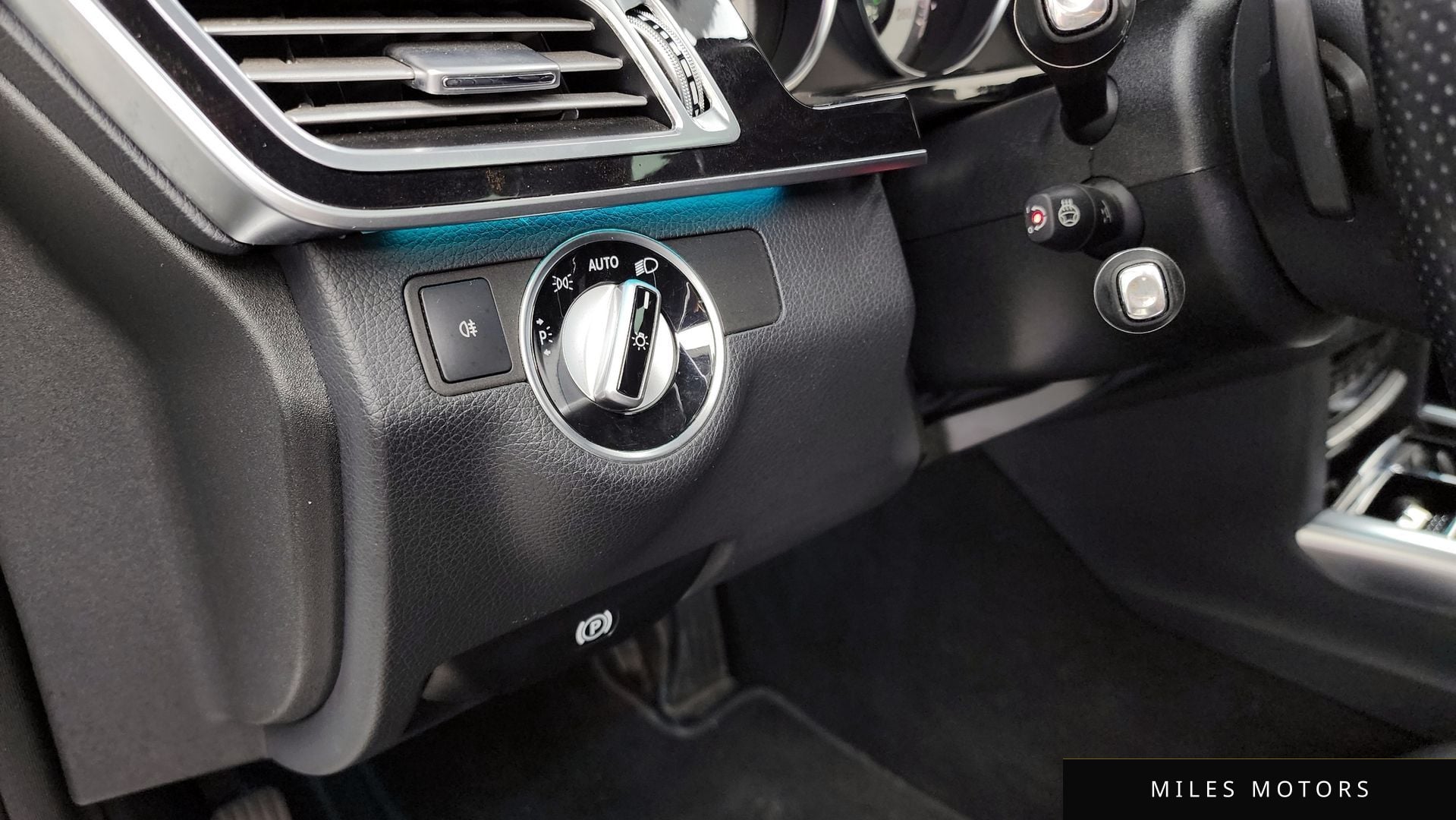 Mercedes-Benz E-Class W212 2014 — миниатюра 16