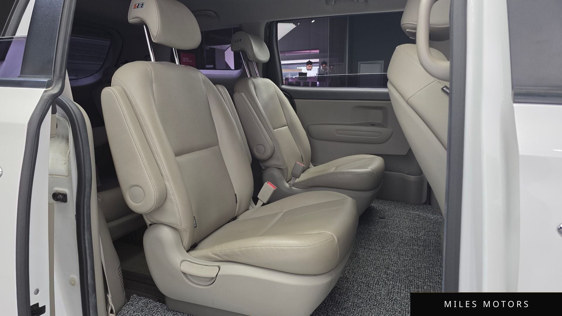 Kia Canival 2018 — миниатюра 12