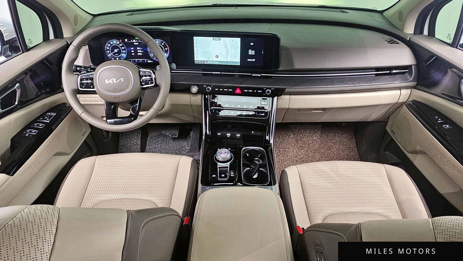 Kia Carnival 2023 — миниатюра 7