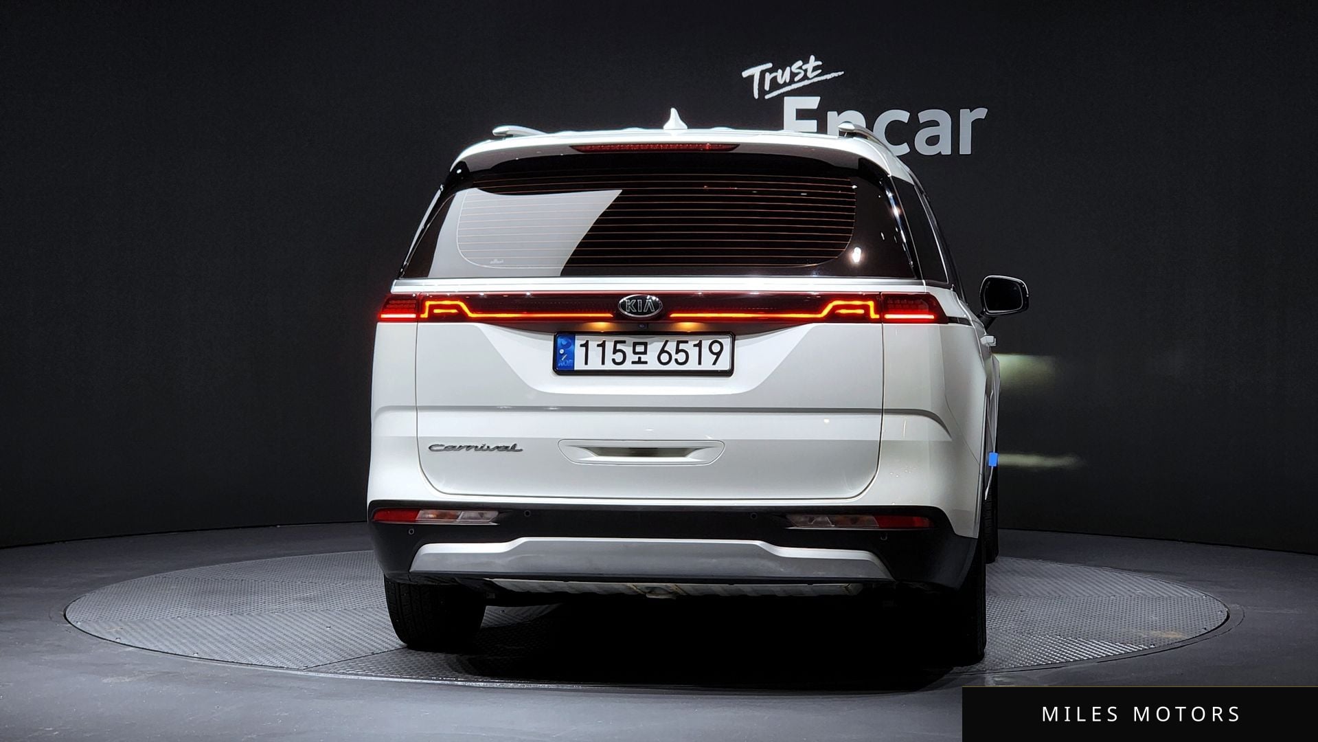 Kia Carnival 2021 — миниатюра 5