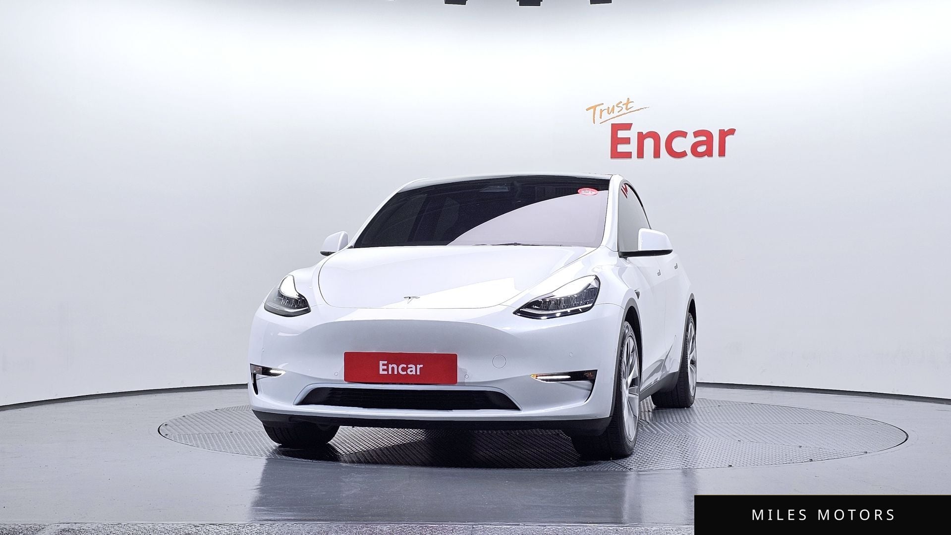 Tesla Model Y 2021 — миниатюра 3