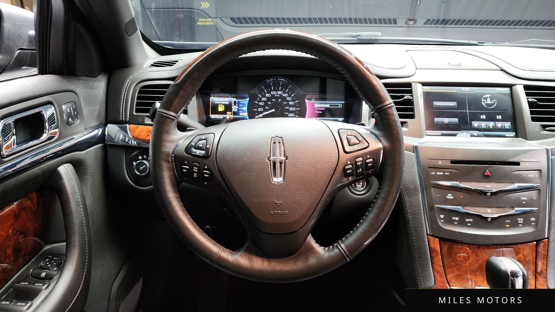 Lincoln MKS 2016 — миниатюра 13