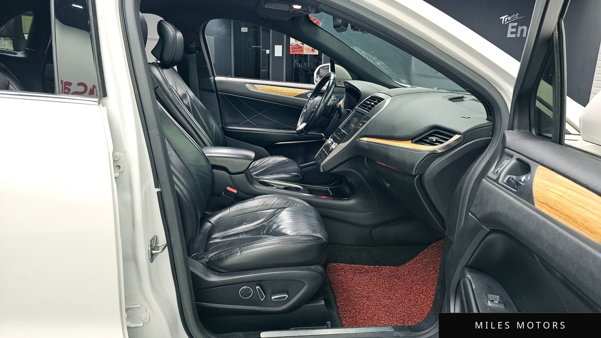 Lincoln MKC 2015 — миниатюра 11