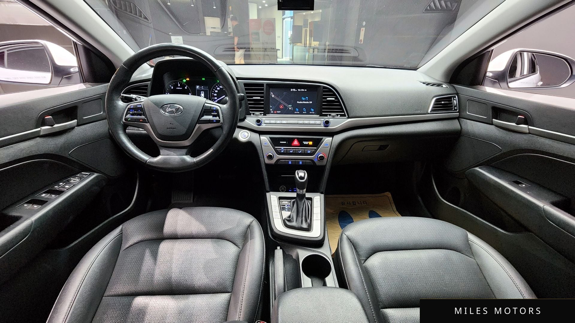Hyundai AVANTE 2018 — миниатюра 7