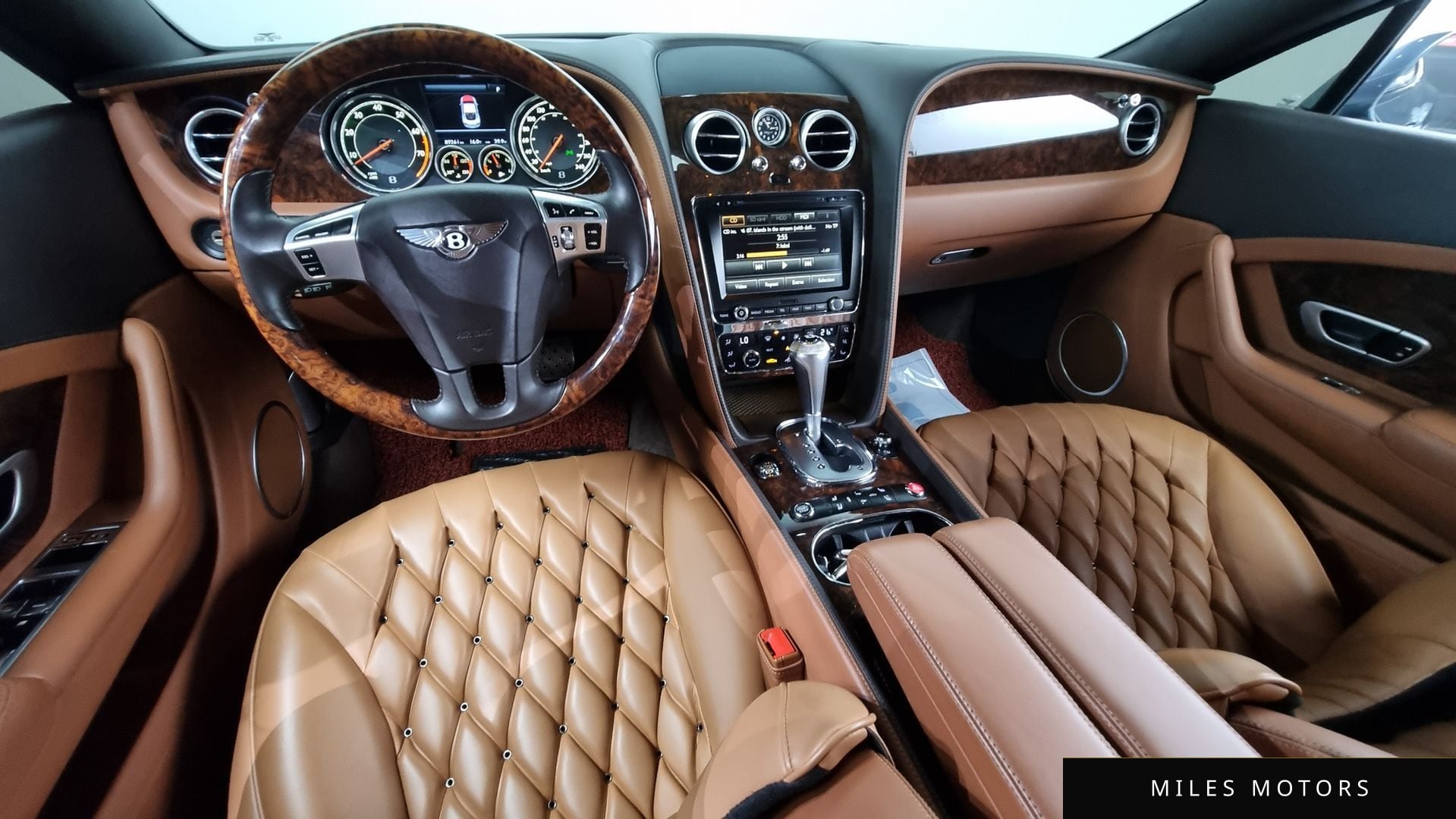 Bentley 컨티넨탈 GT 2014 — миниатюра 7