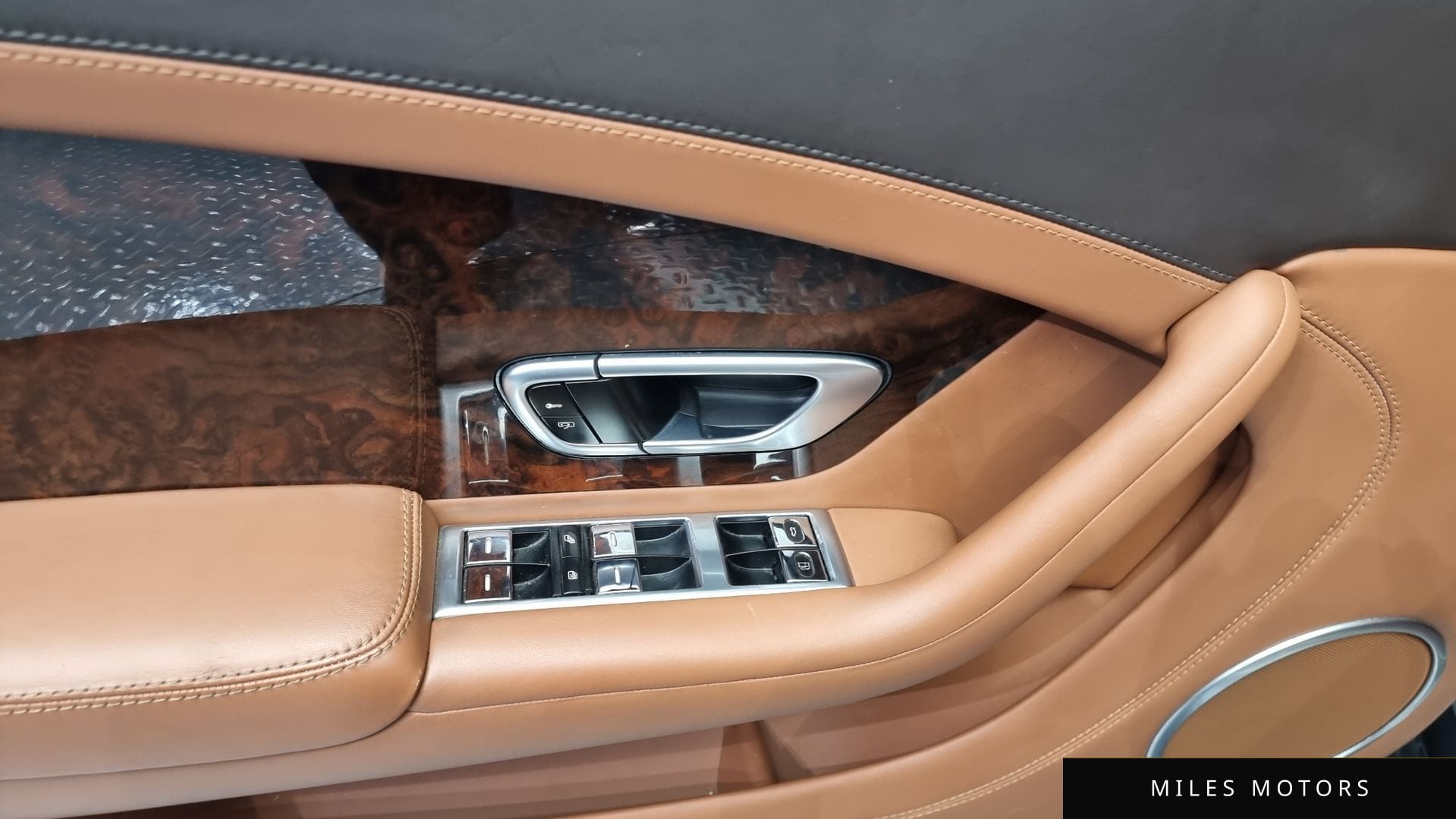 Bentley 컨티넨탈 GT 2014 — миниатюра 18