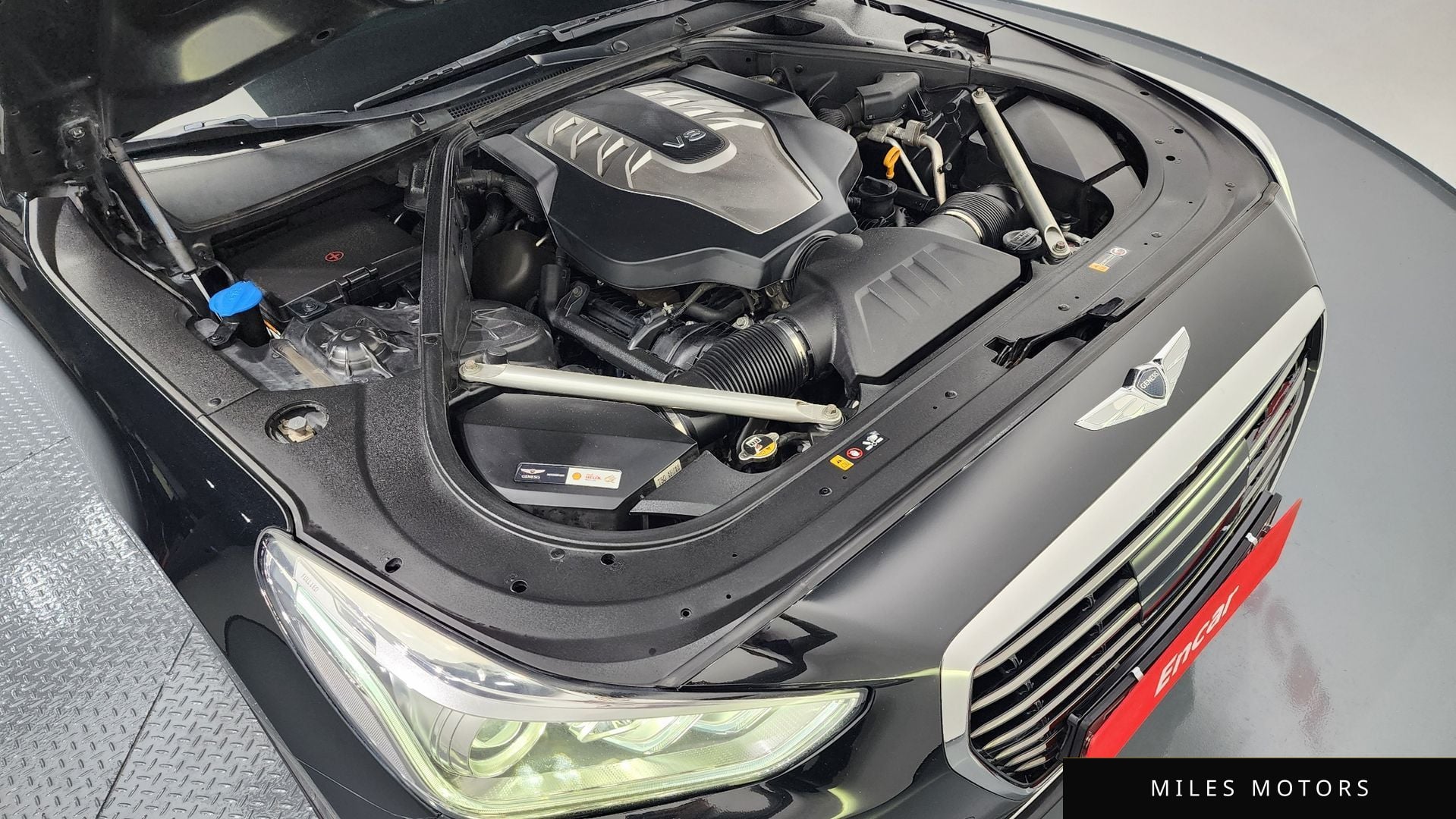 Genesis EQ900 2016 — миниатюра 6