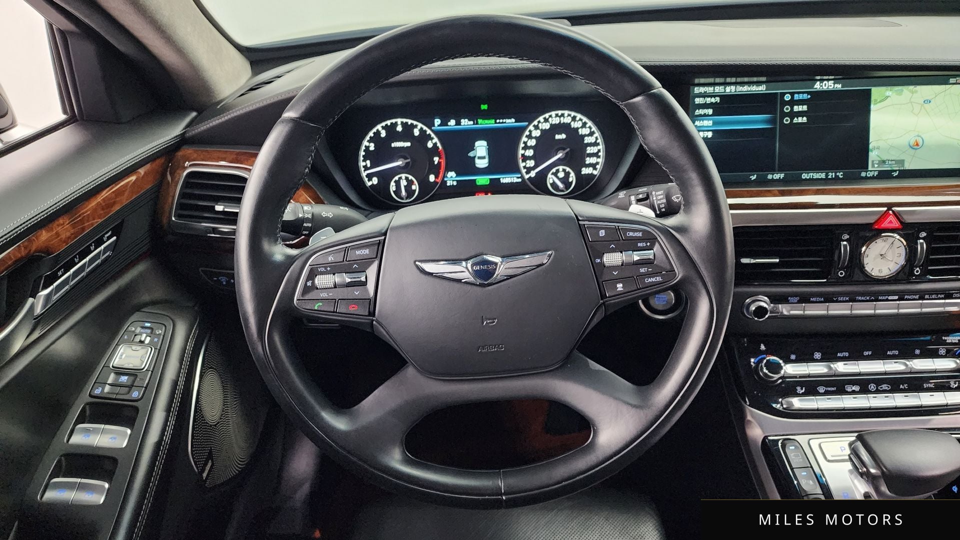Genesis EQ900 2016 — миниатюра 13