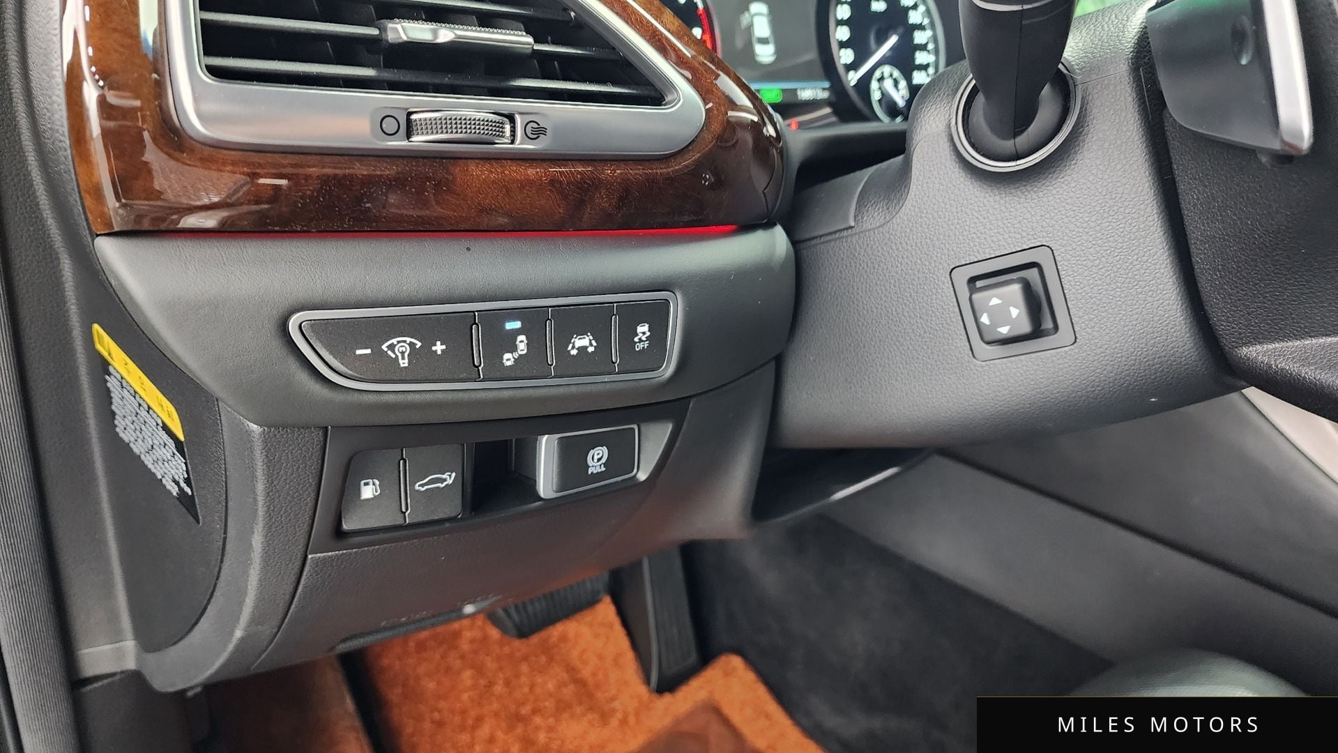 Genesis EQ900 2016 — миниатюра 14