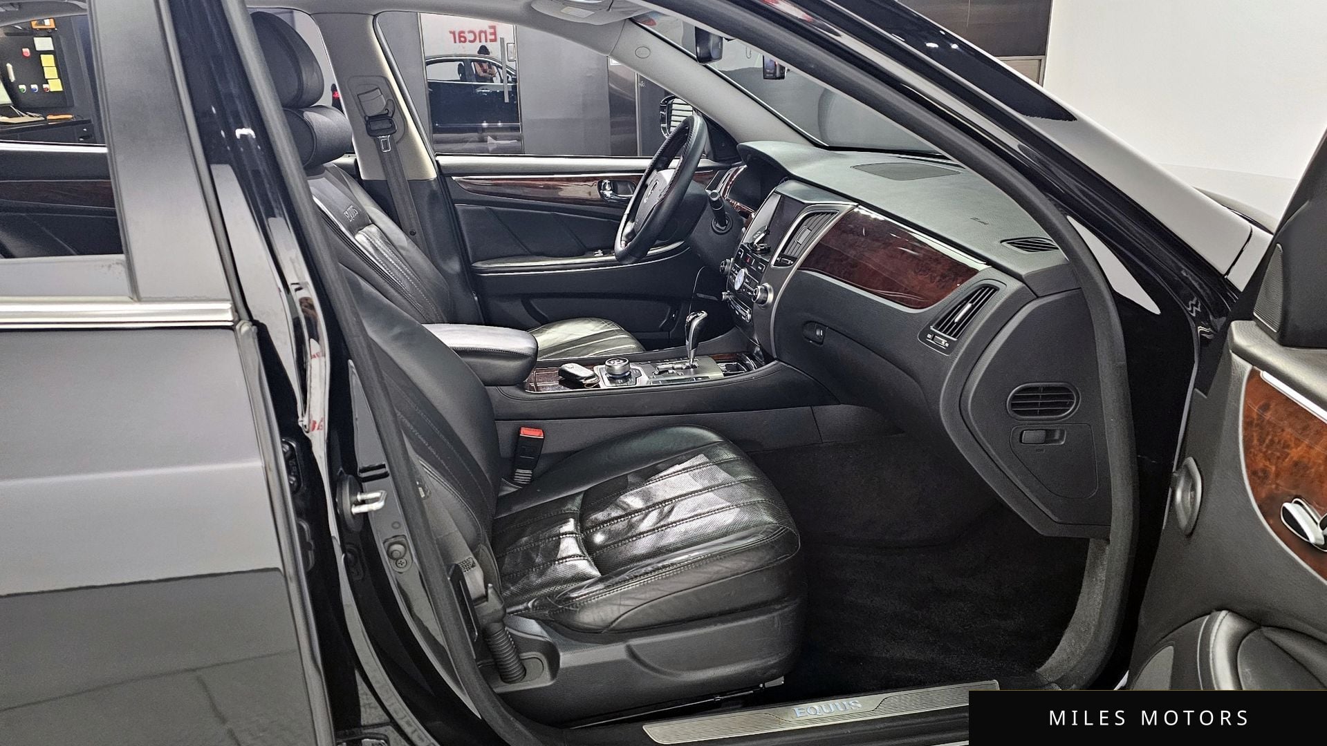Hyundai Equus 2012 — миниатюра 10