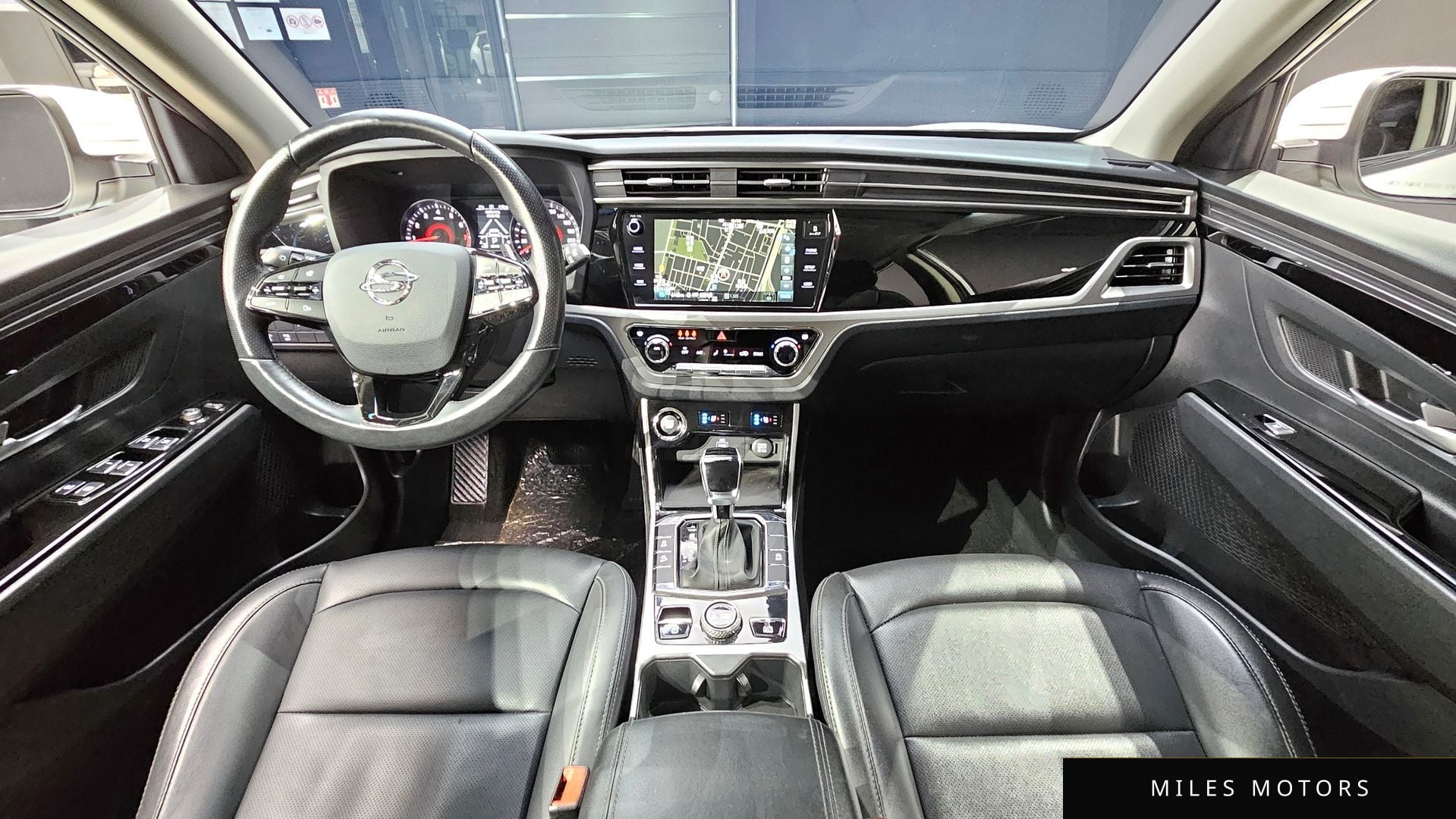 KG Mobility Beautiful Korando 2023 — миниатюра 7