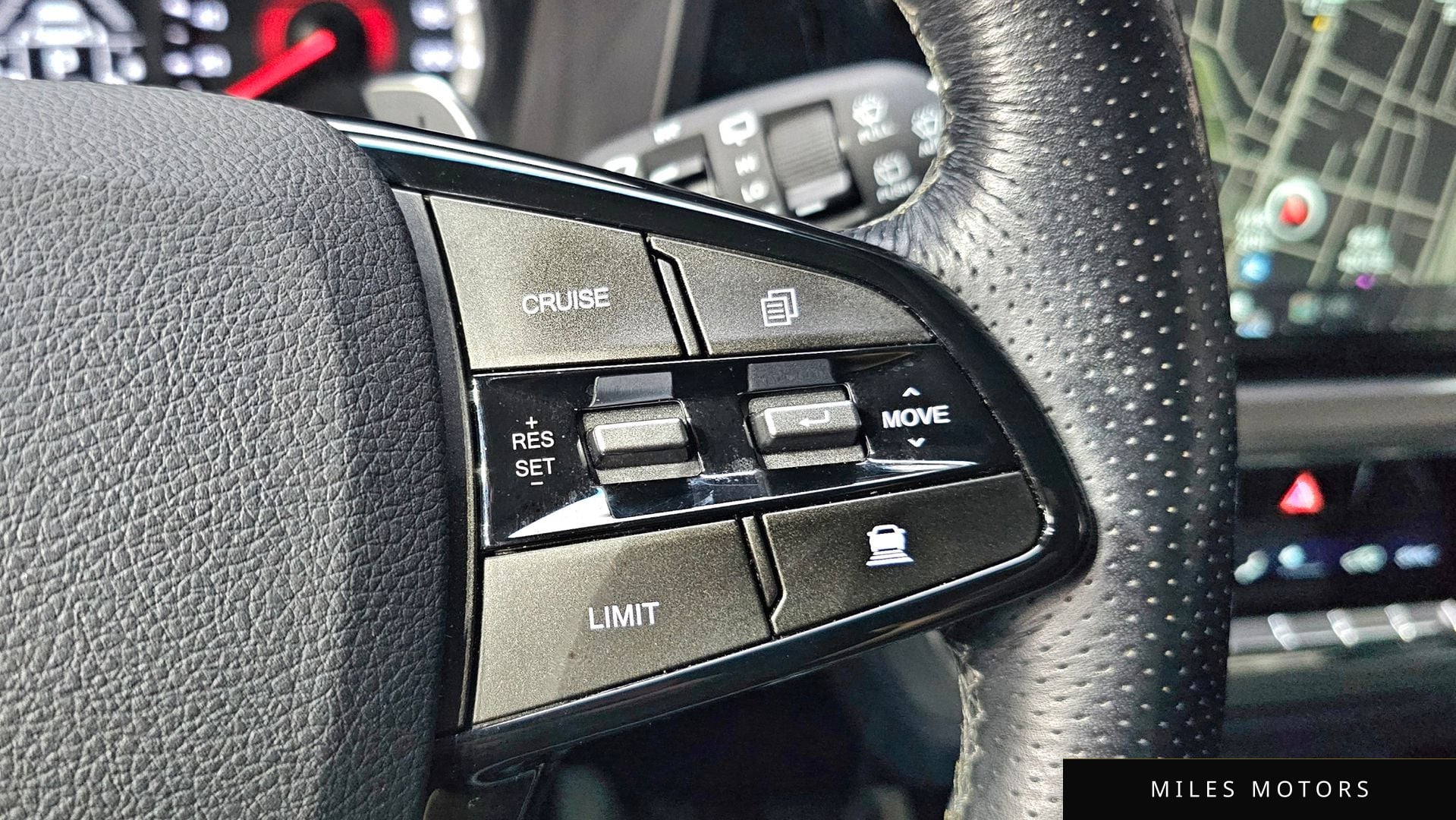 KG Mobility Beautiful Korando 2023 — миниатюра 12