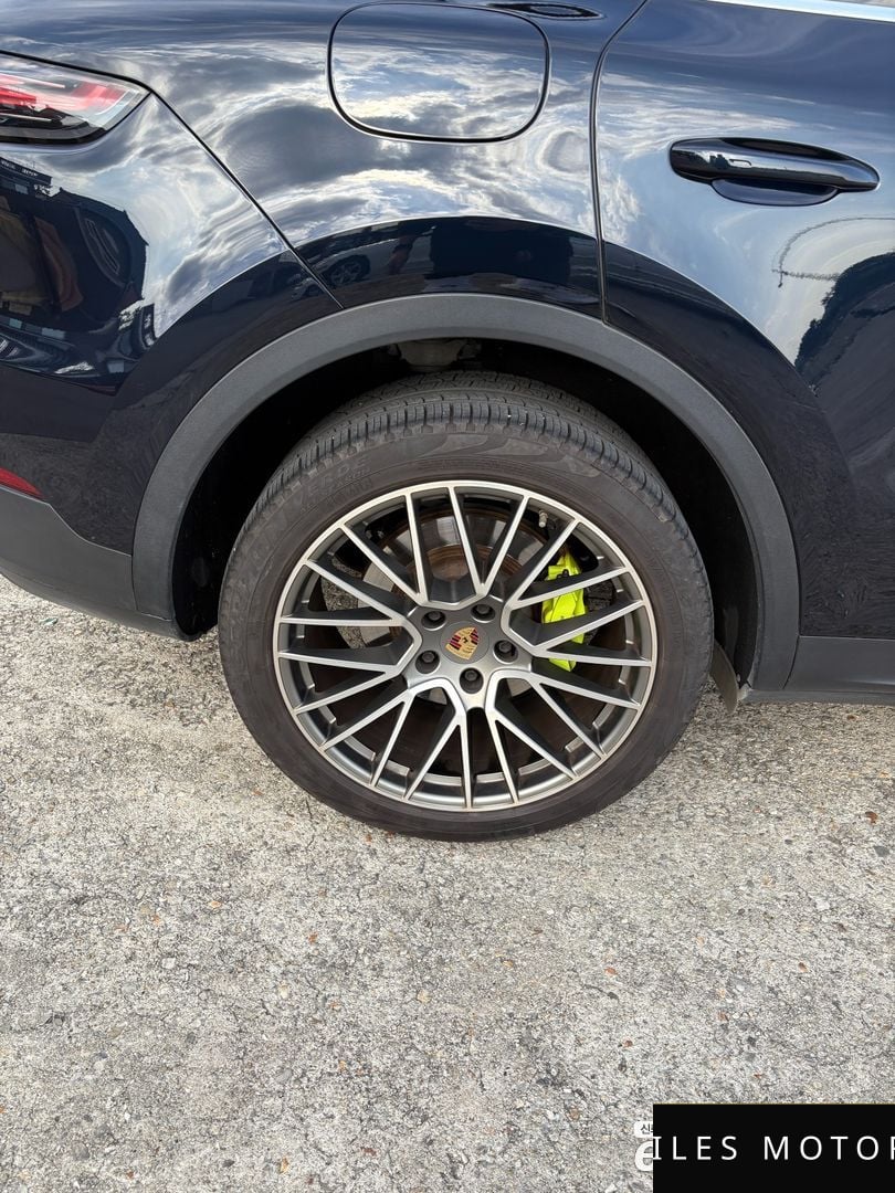 Porsche Cayenne 2019 — миниатюра 6