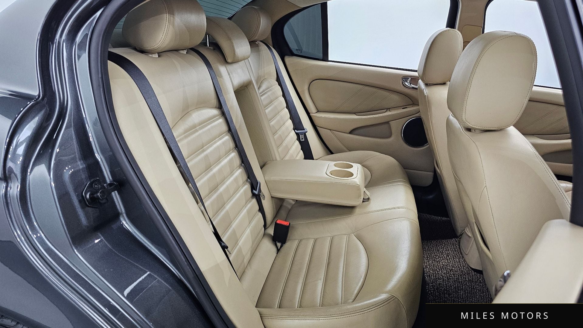 Jaguar X-TYPE 2009 — миниатюра 12