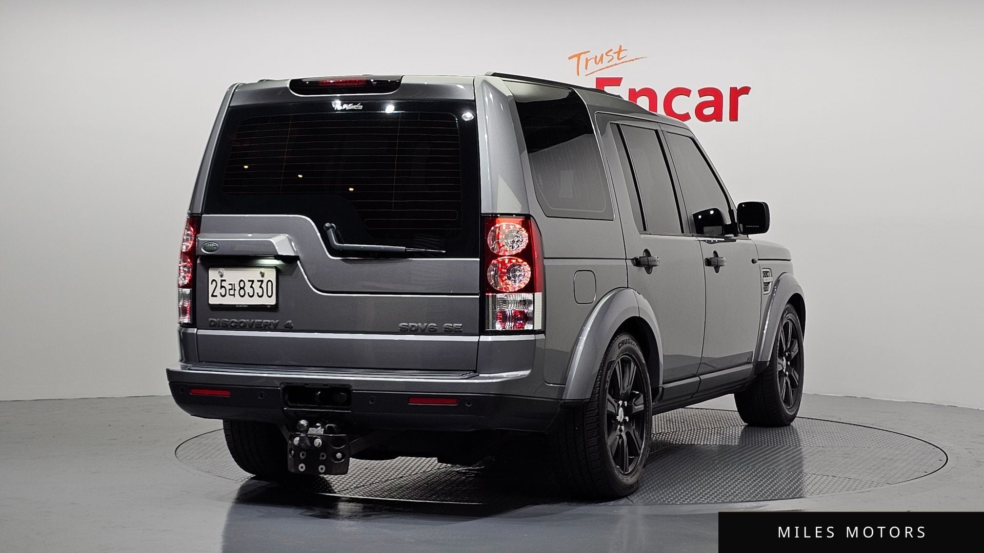 Land Rover Discovery 2012 — миниатюра 2