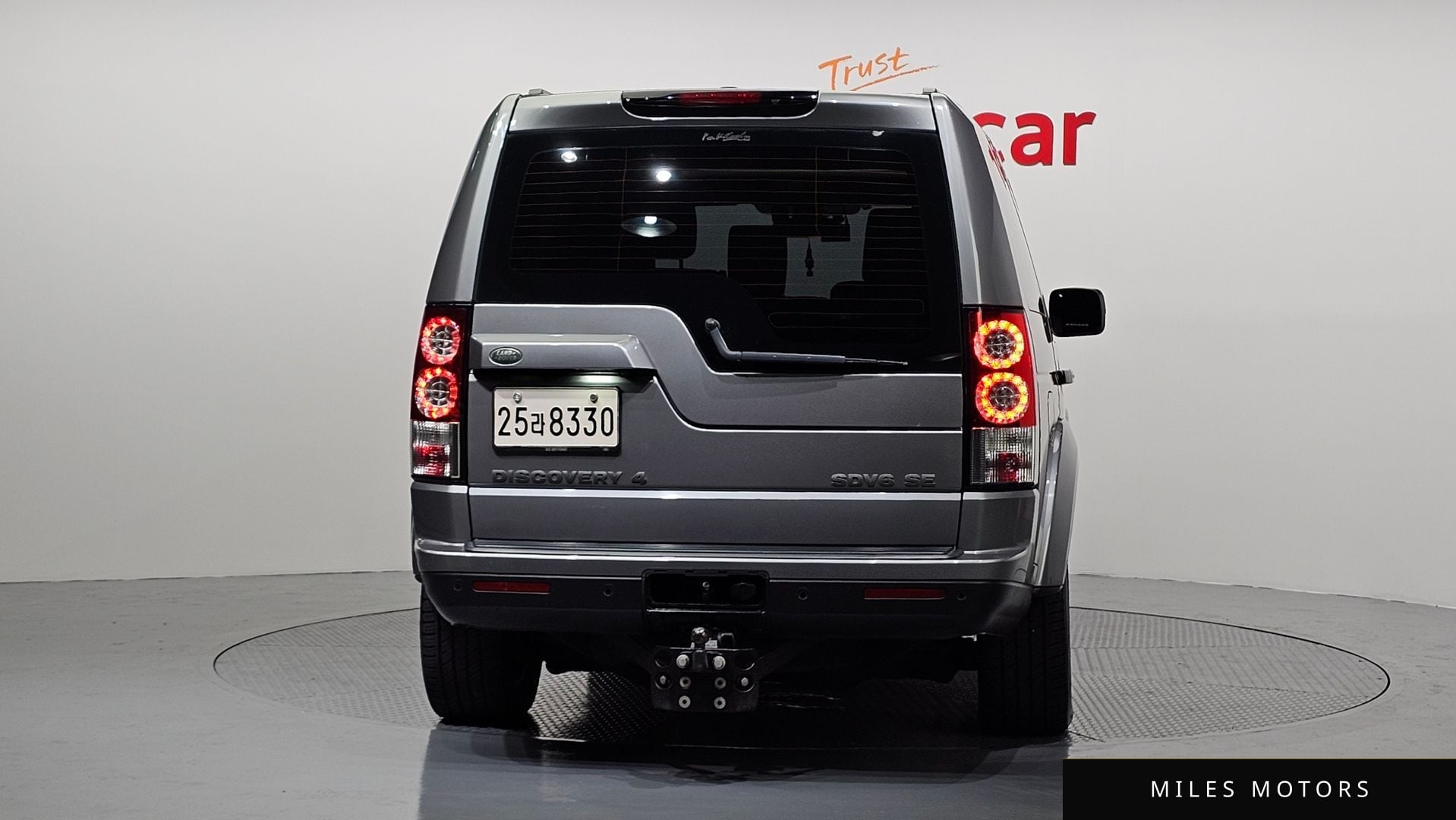 Land Rover Discovery 2012 — миниатюра 4