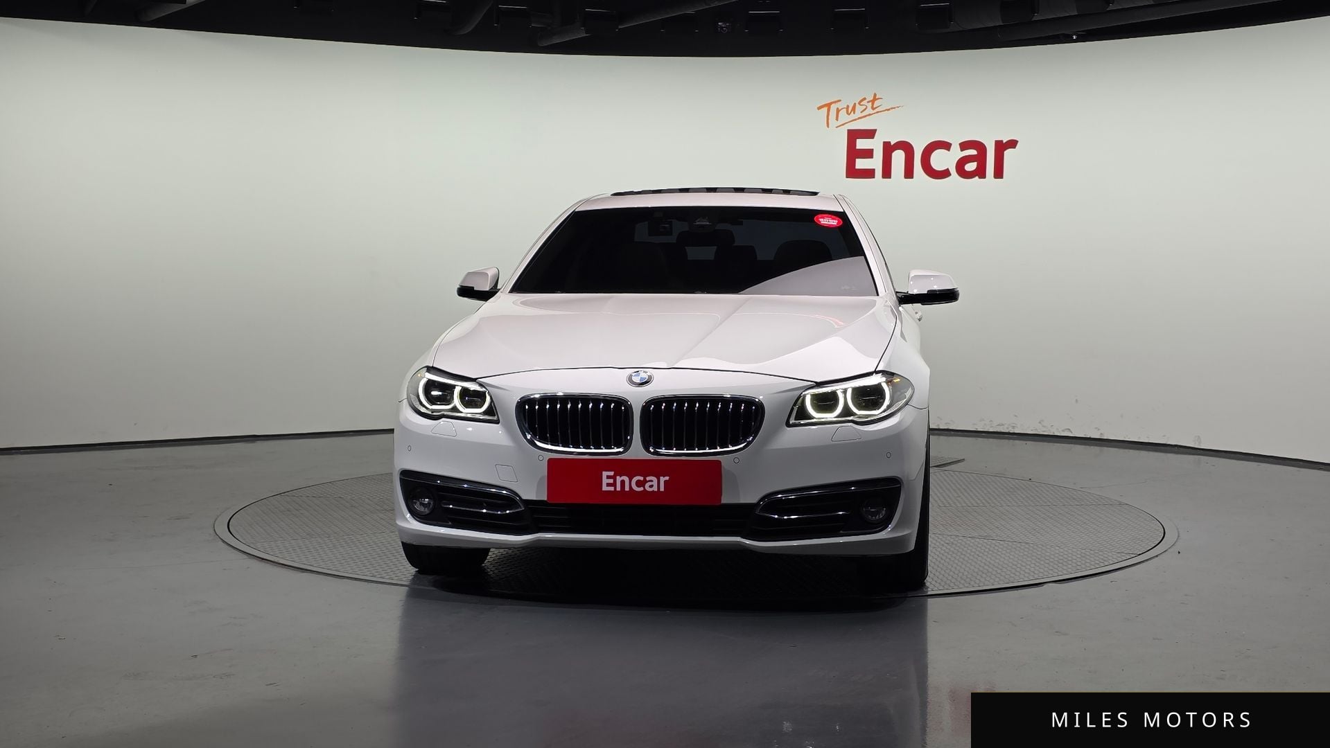 BMW 5 Series (F10) 2016 — миниатюра 3