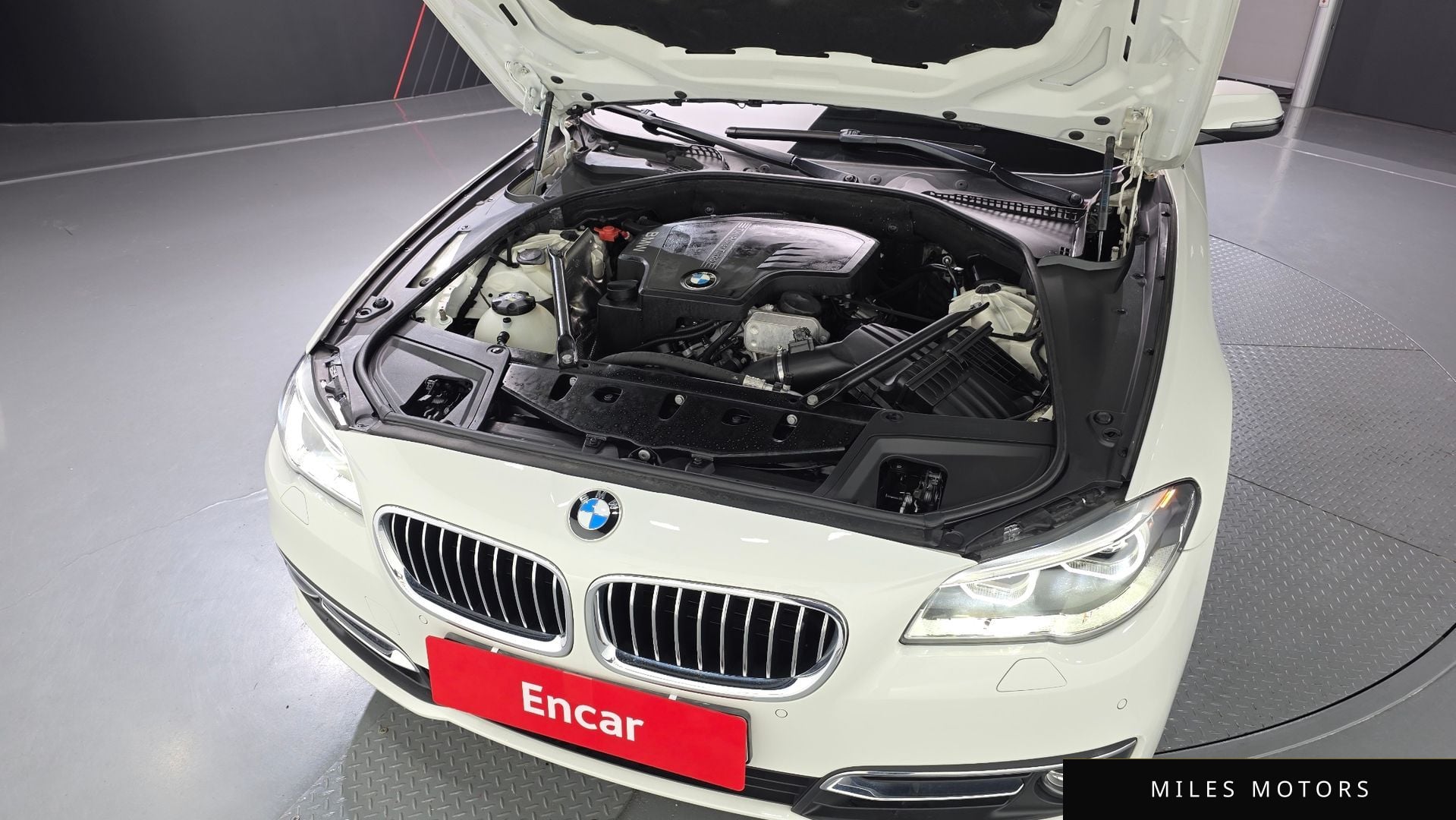 BMW 5 Series (F10) 2016 — миниатюра 6
