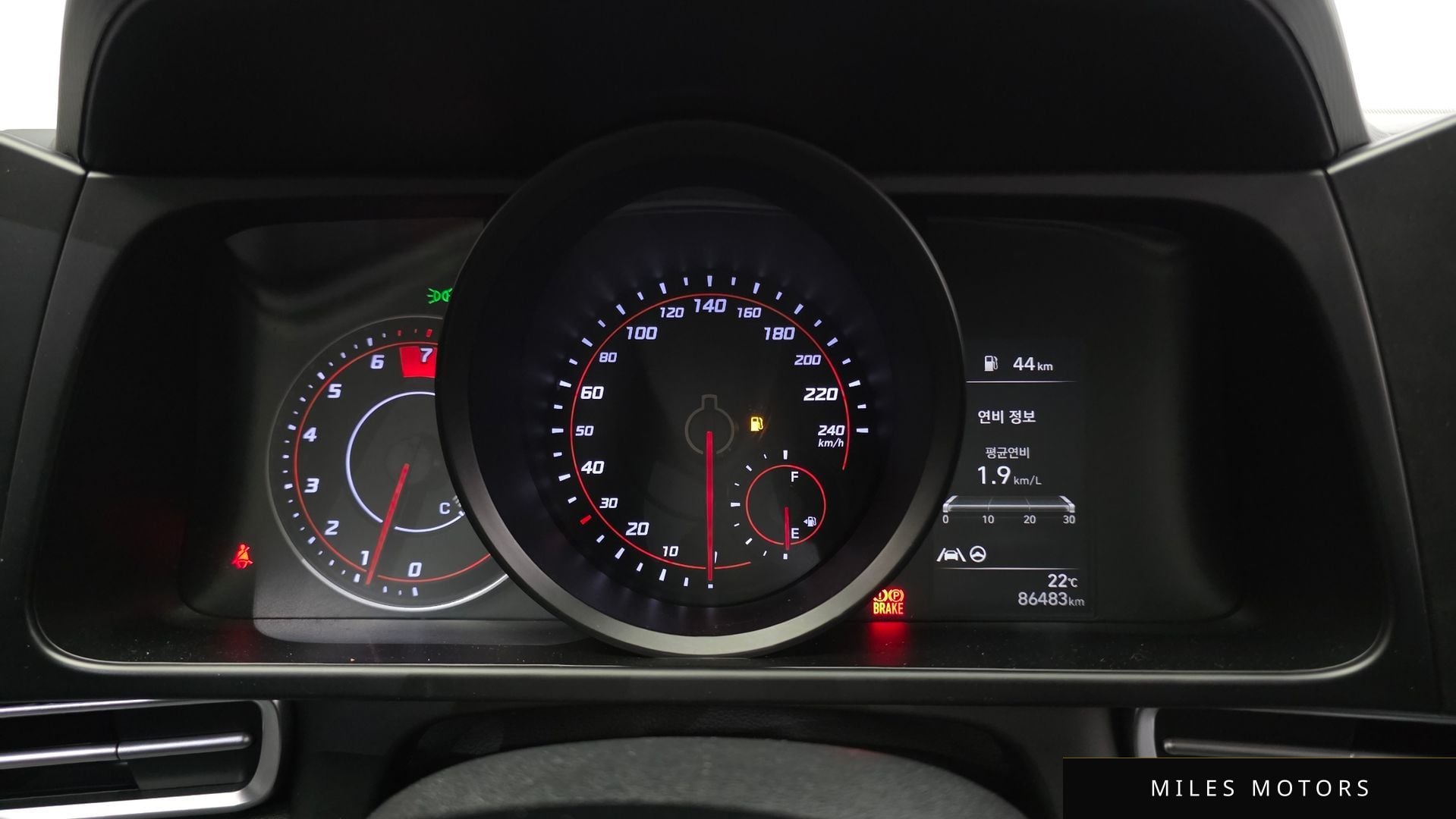 Hyundai AVANTE 2021 — миниатюра 8