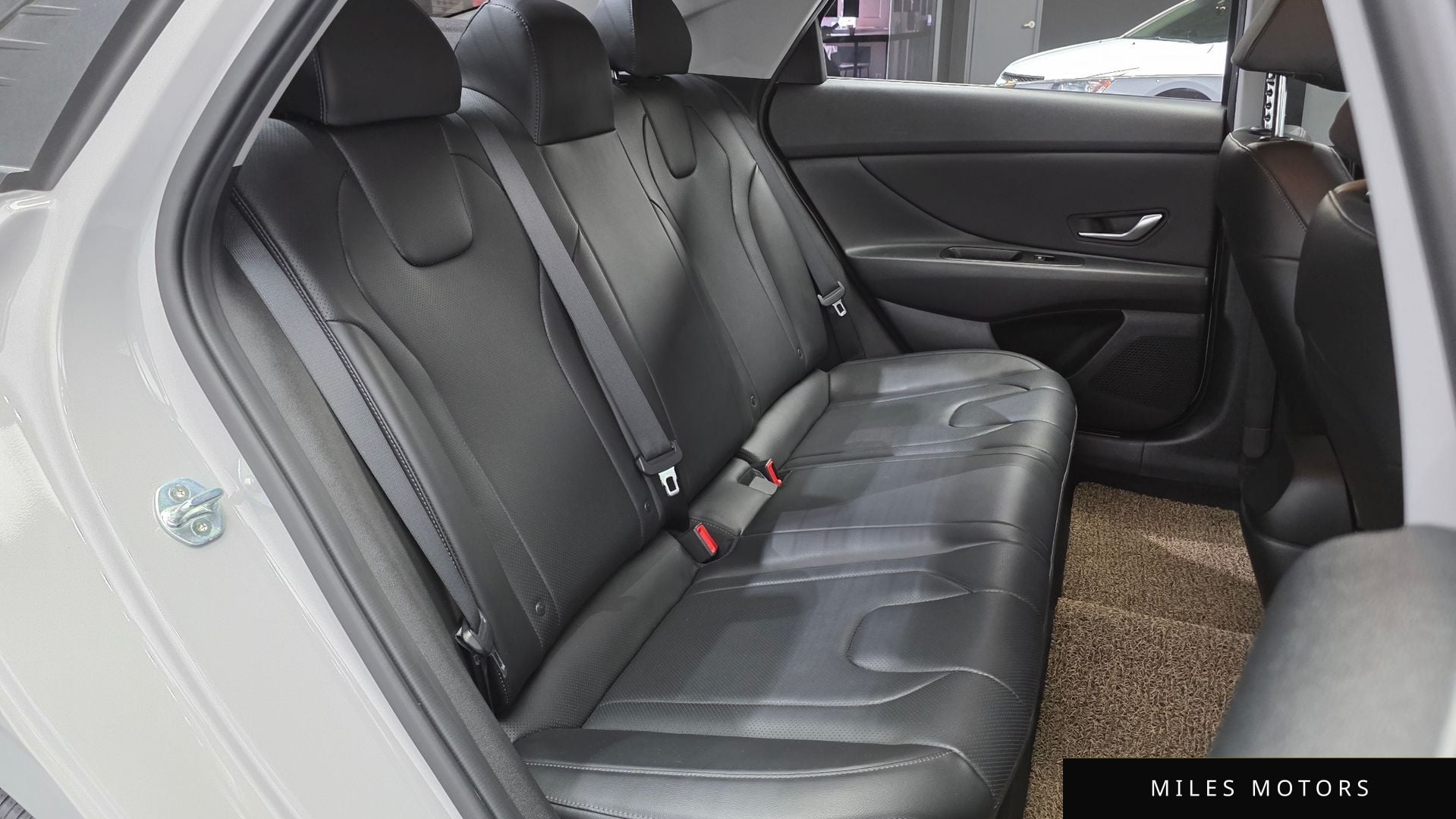 Hyundai AVANTE 2021 — миниатюра 12