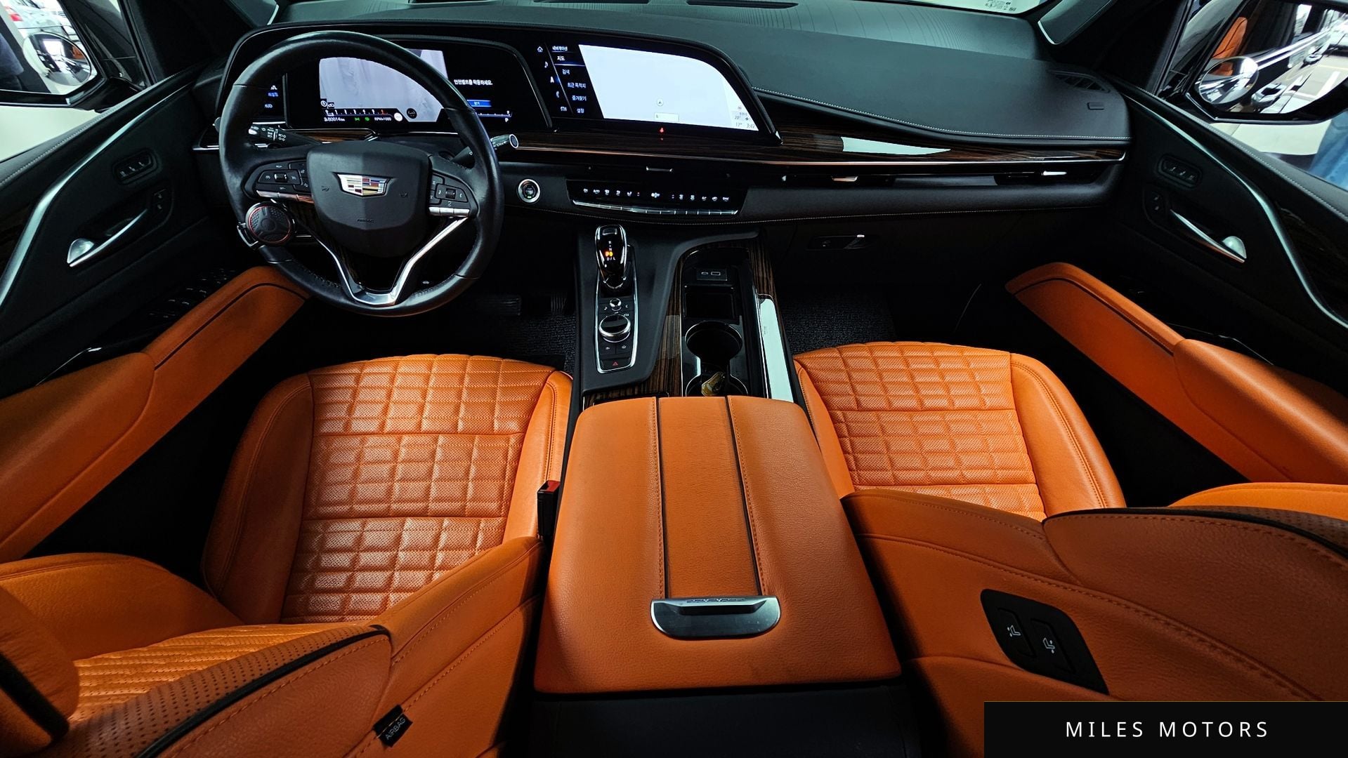 Cadillac Escalade 2022 — миниатюра 7