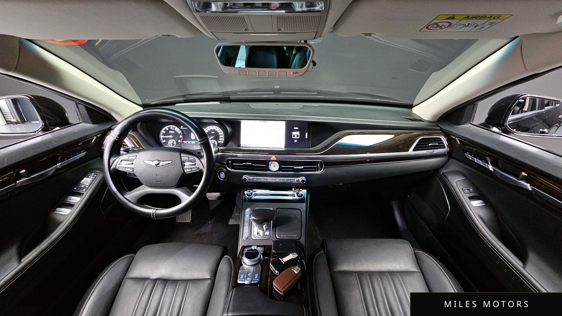 Genesis G90 2021 — миниатюра 7