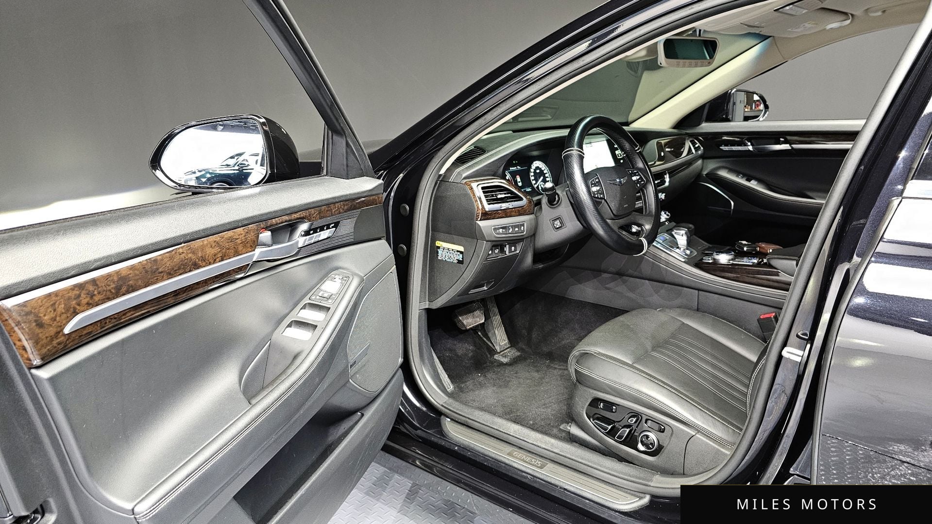 Genesis G90 2021 — миниатюра 10