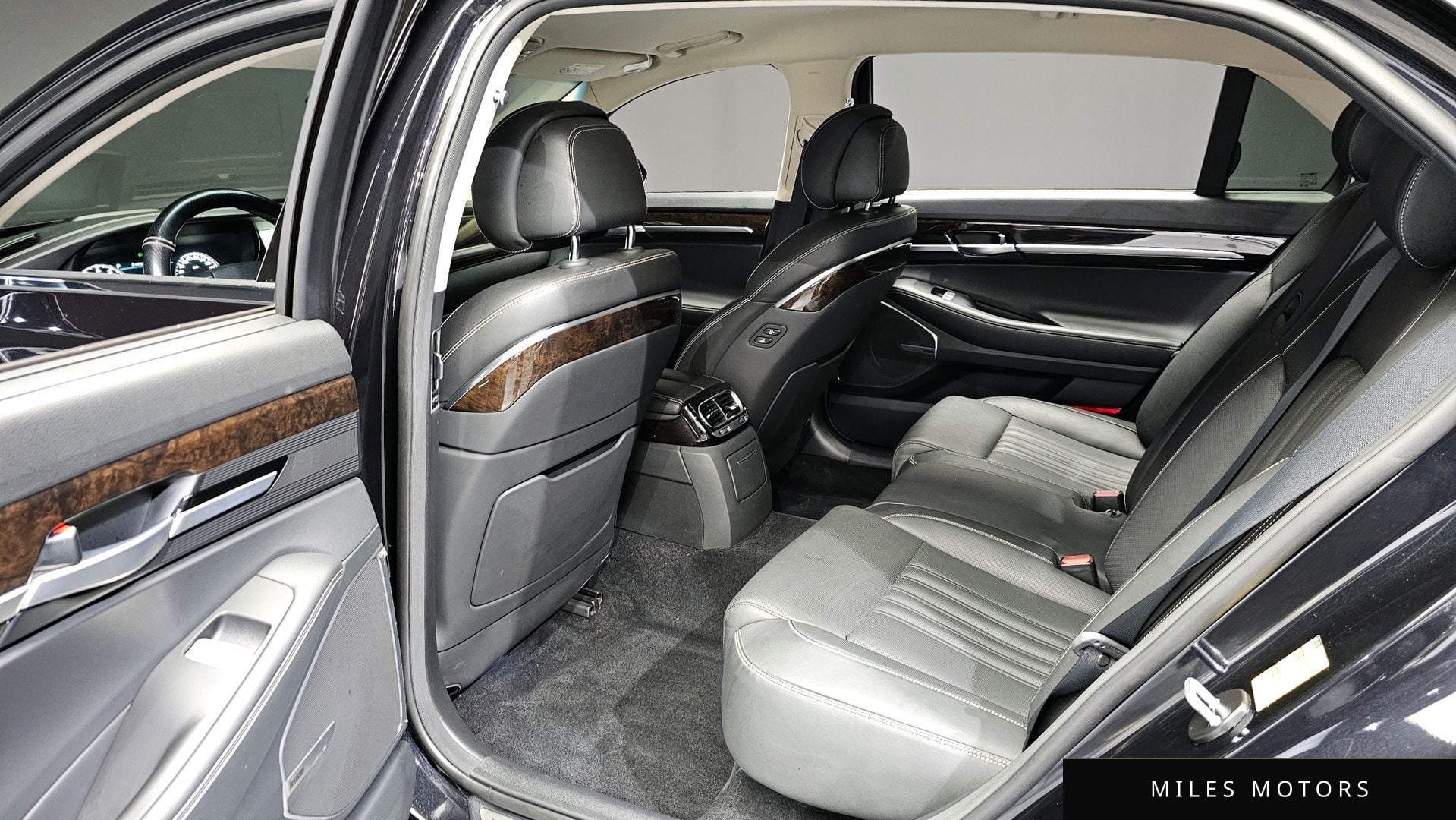 Genesis G90 2021 — миниатюра 11