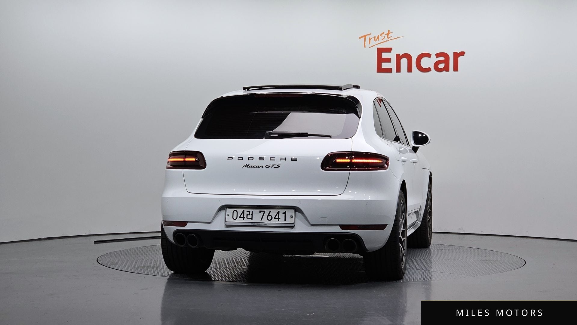 Porsche Macan 2018 — миниатюра 4