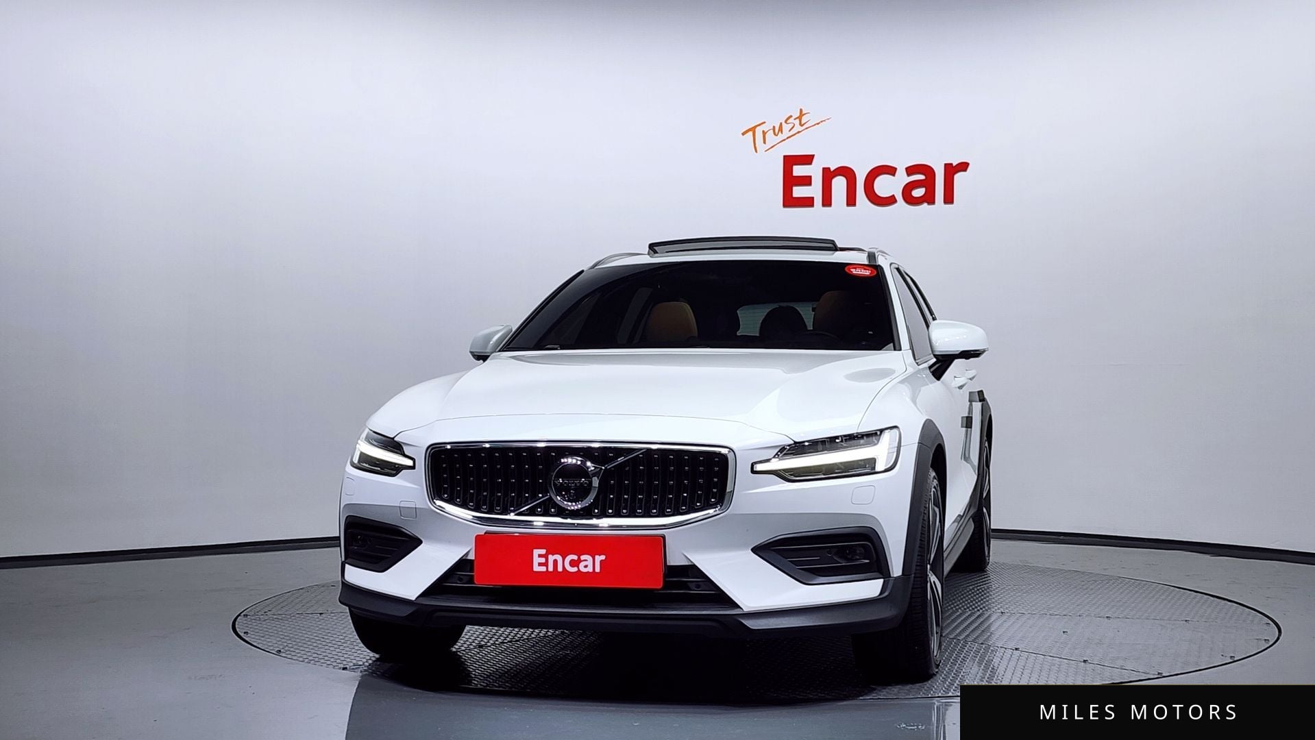 Volvo V60 2020 — миниатюра 3