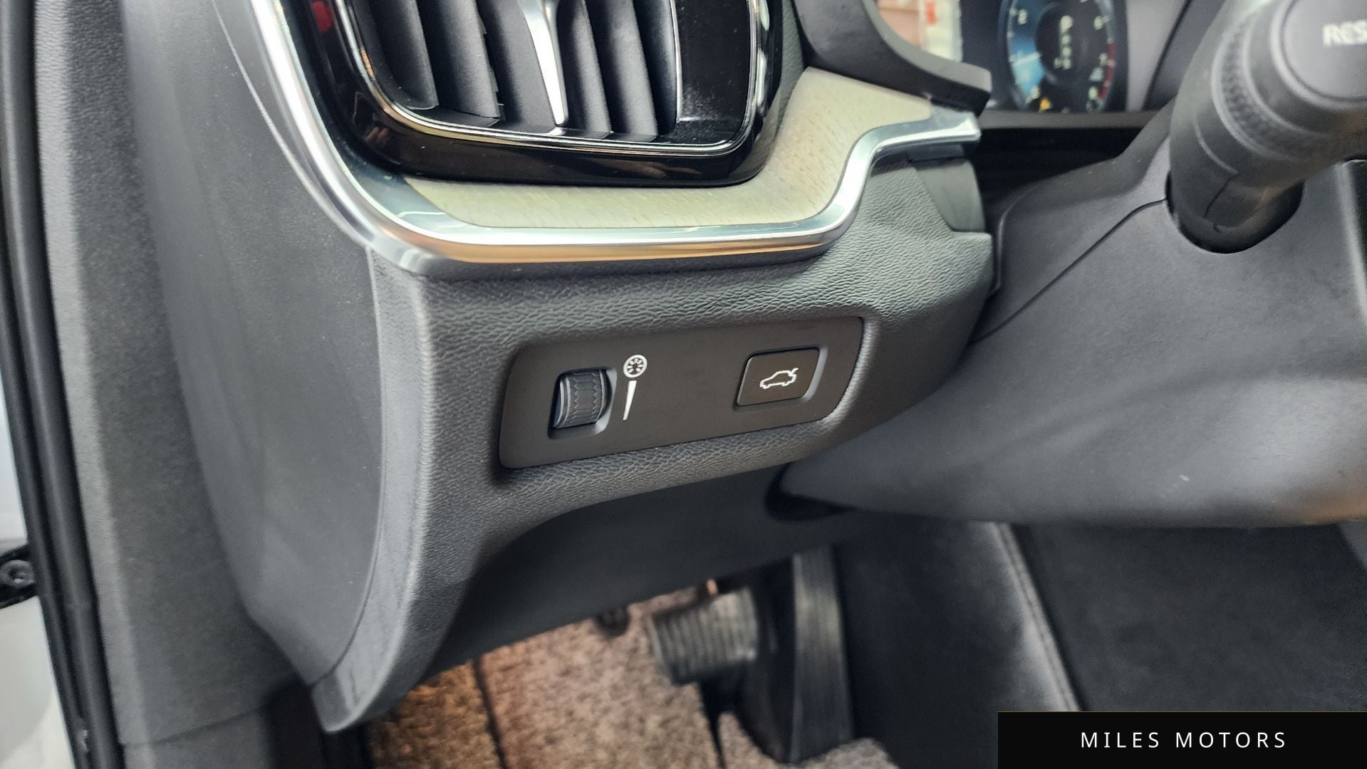 Volvo V60 2020 — миниатюра 14