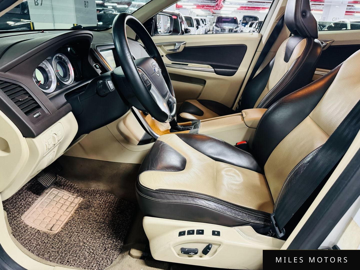 Volvo XC60 2013 — миниатюра 11