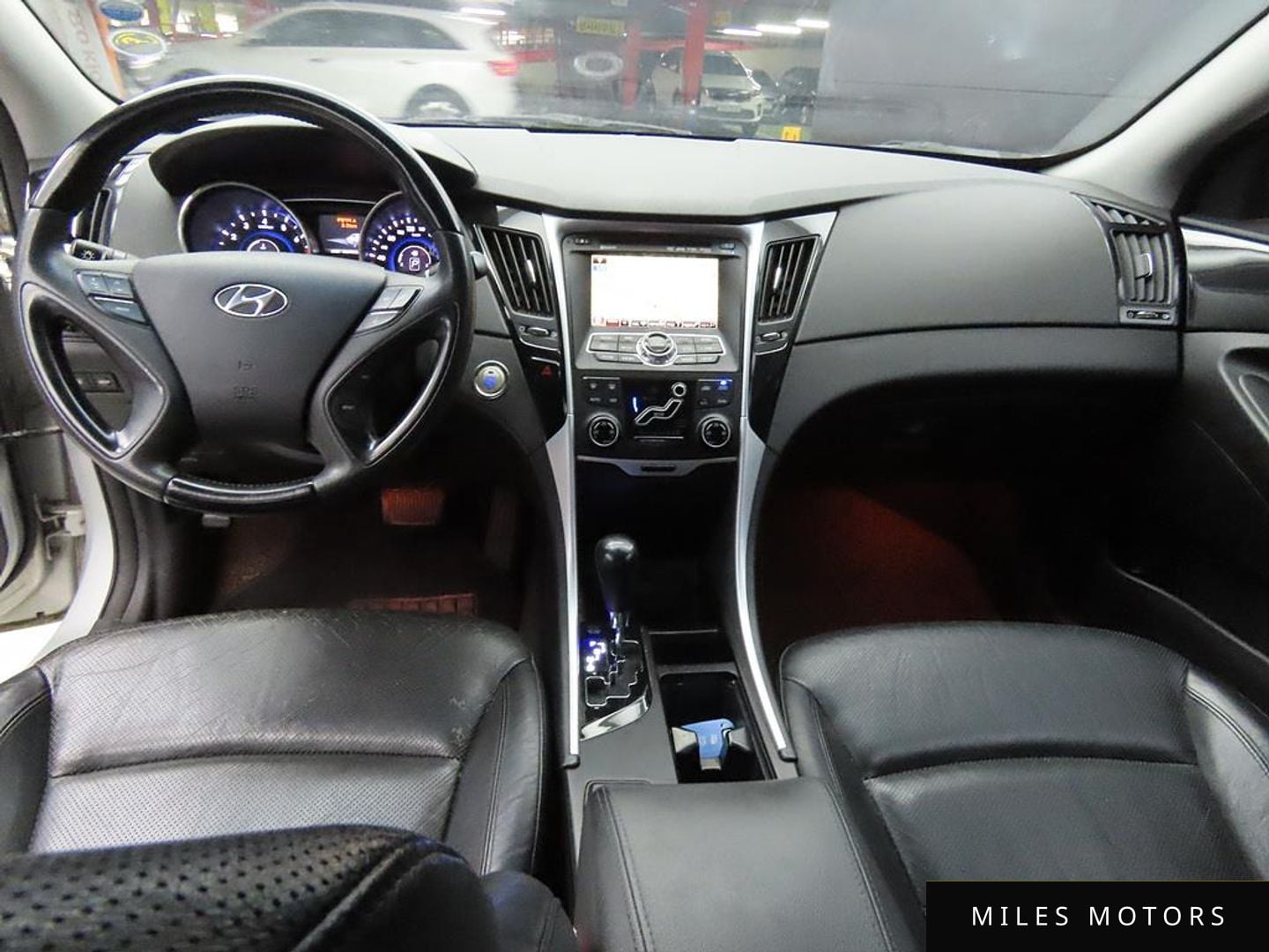 Hyundai Sonata 2010 — миниатюра 7