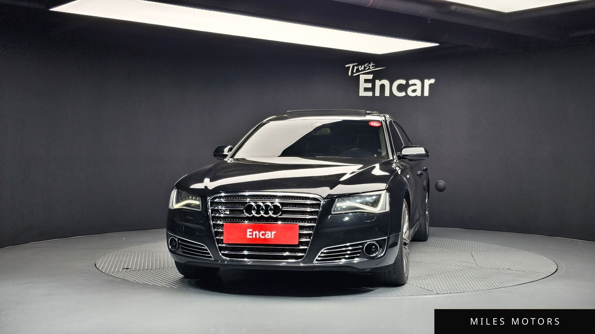Audi A8 2011 — миниатюра 3