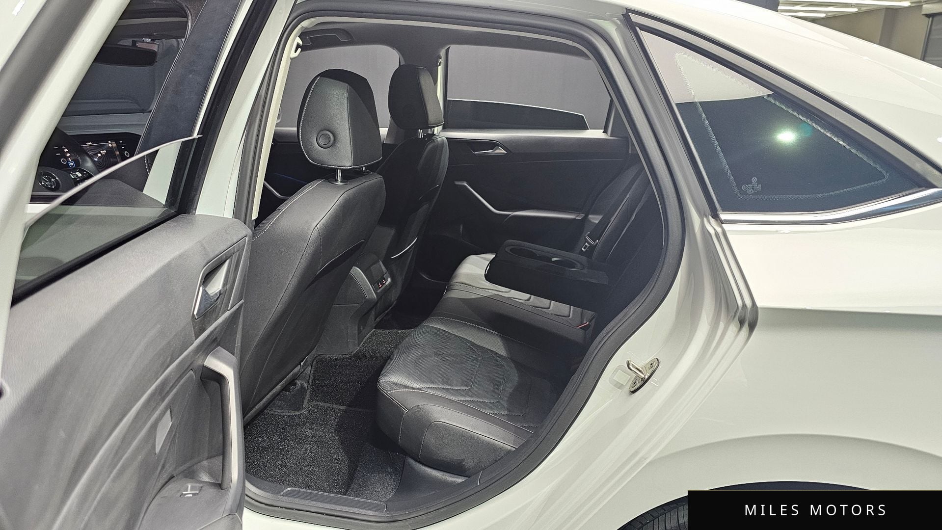 Volkswagen Jetta 2021 — миниатюра 12