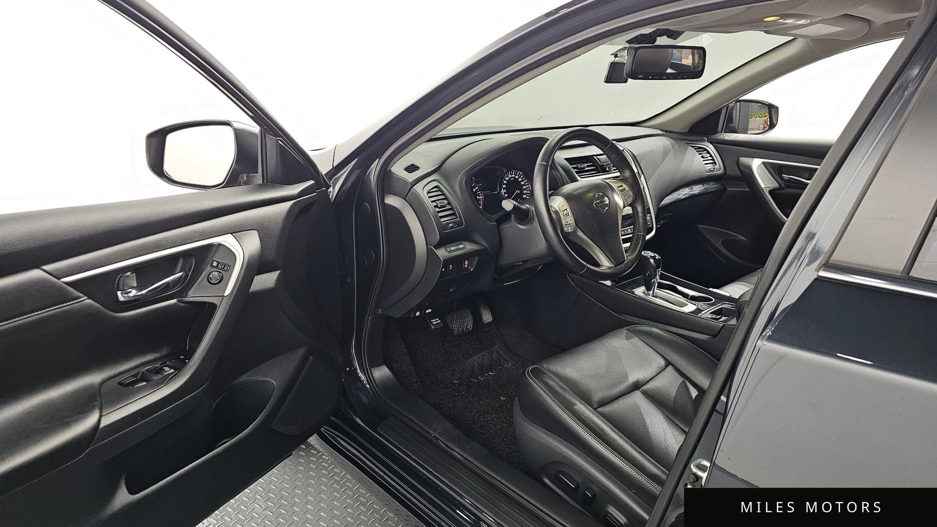 Nissan Altima 2018 — миниатюра 10