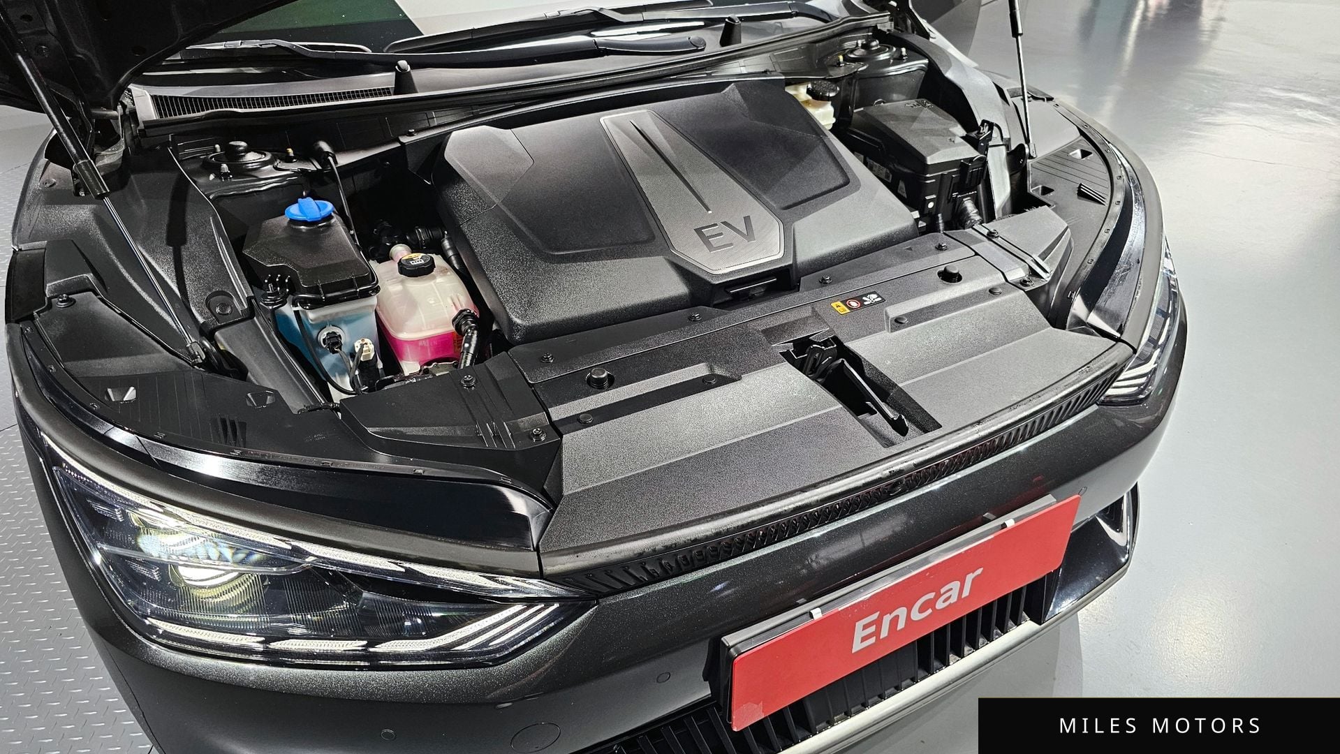 Kia EV6 2022 — миниатюра 6