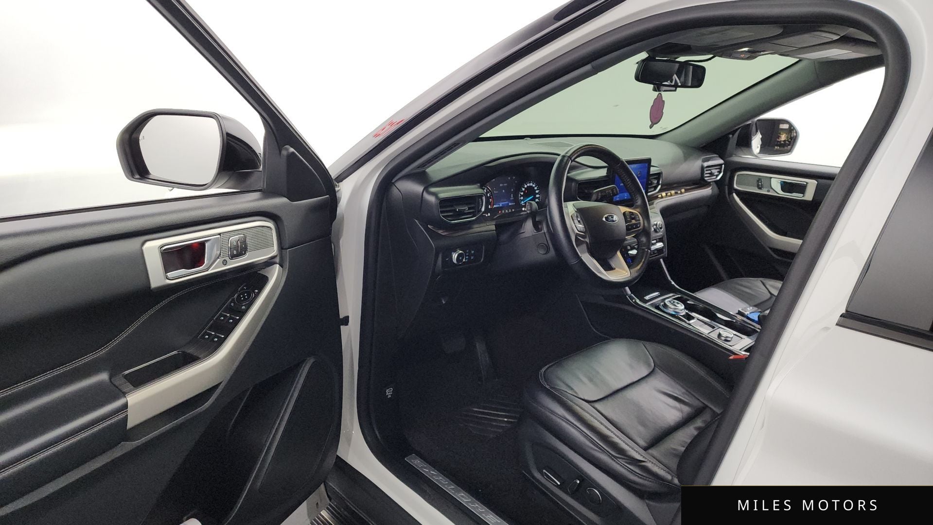 Ford Explorer 2020 — миниатюра 10