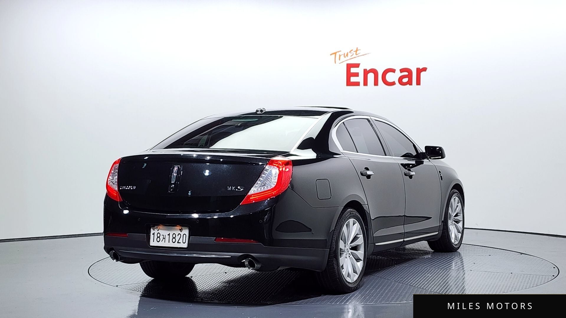 Lincoln MKS 2013 — миниатюра 2