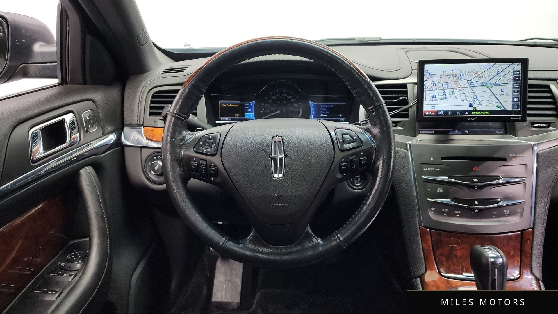 Lincoln MKS 2013 — миниатюра 13