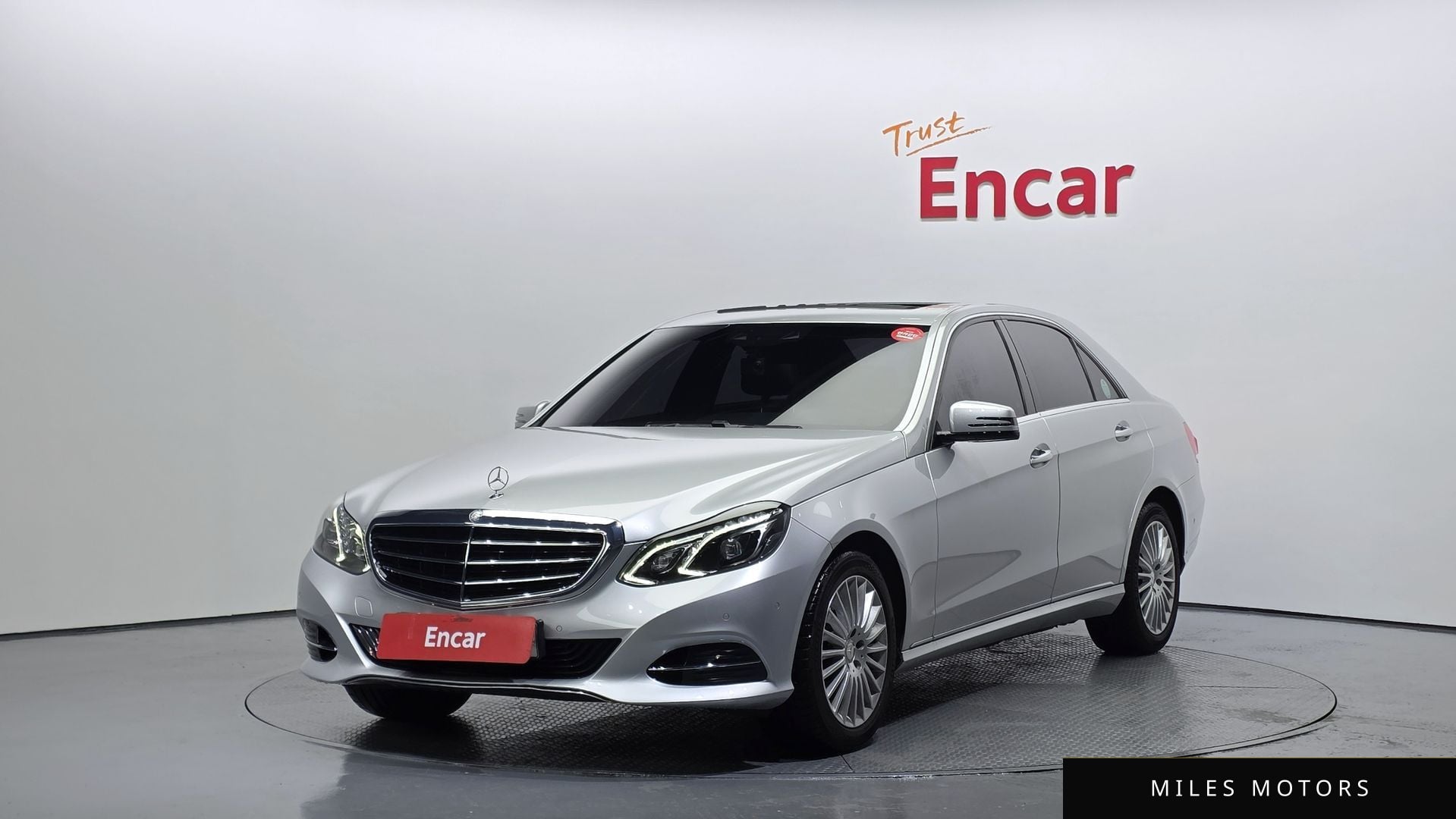 Mercedes-Benz E-Class W212 2014 — фото 1 из 12