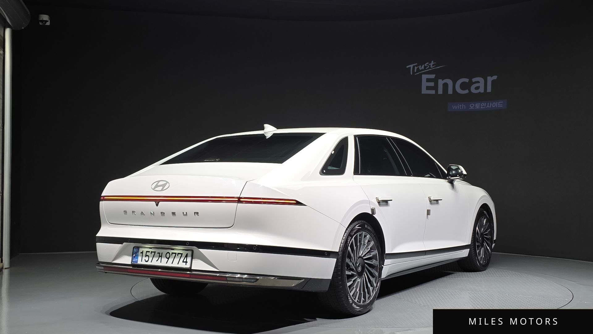 Hyundai Grandeur 2023 — миниатюра 2