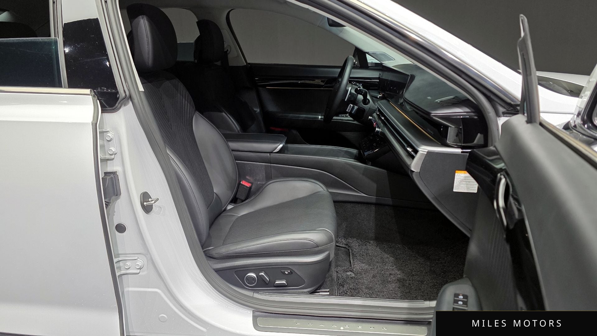 Hyundai Grandeur 2023 — миниатюра 11