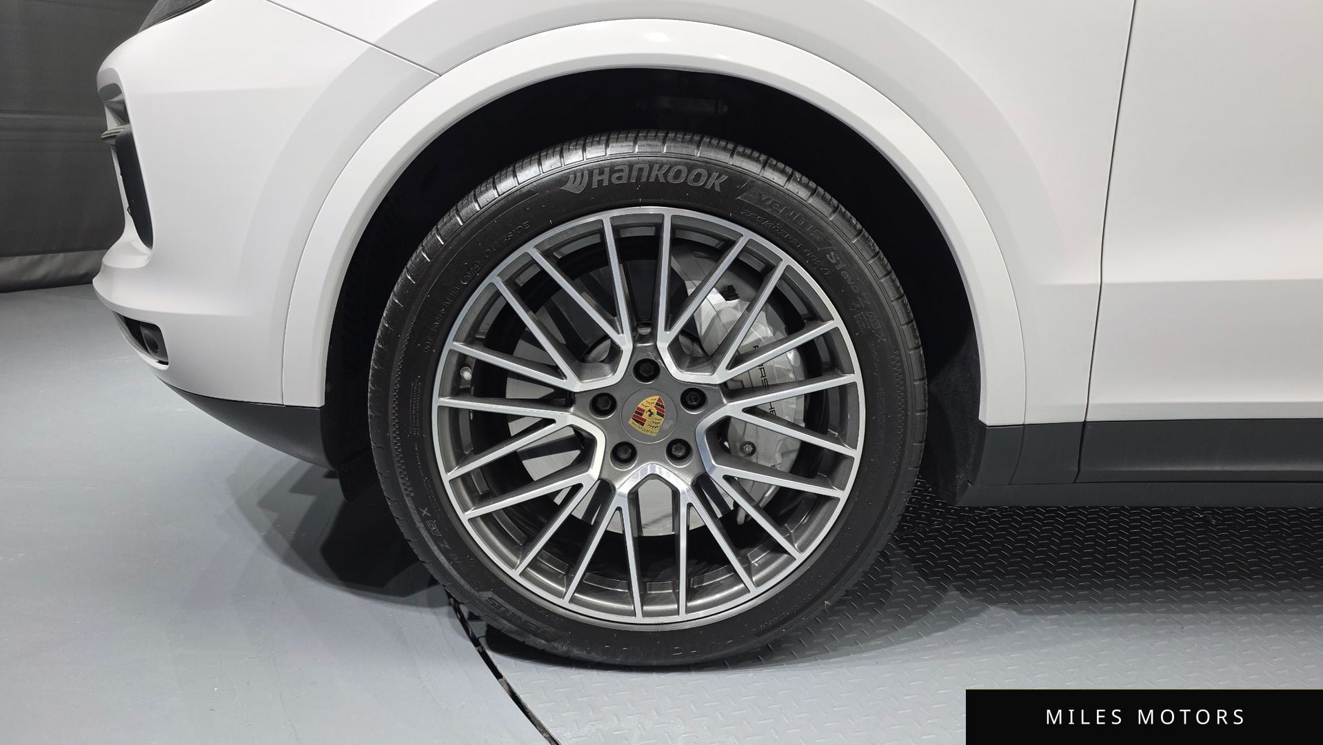 Porsche Cayenne 2020 — миниатюра 5