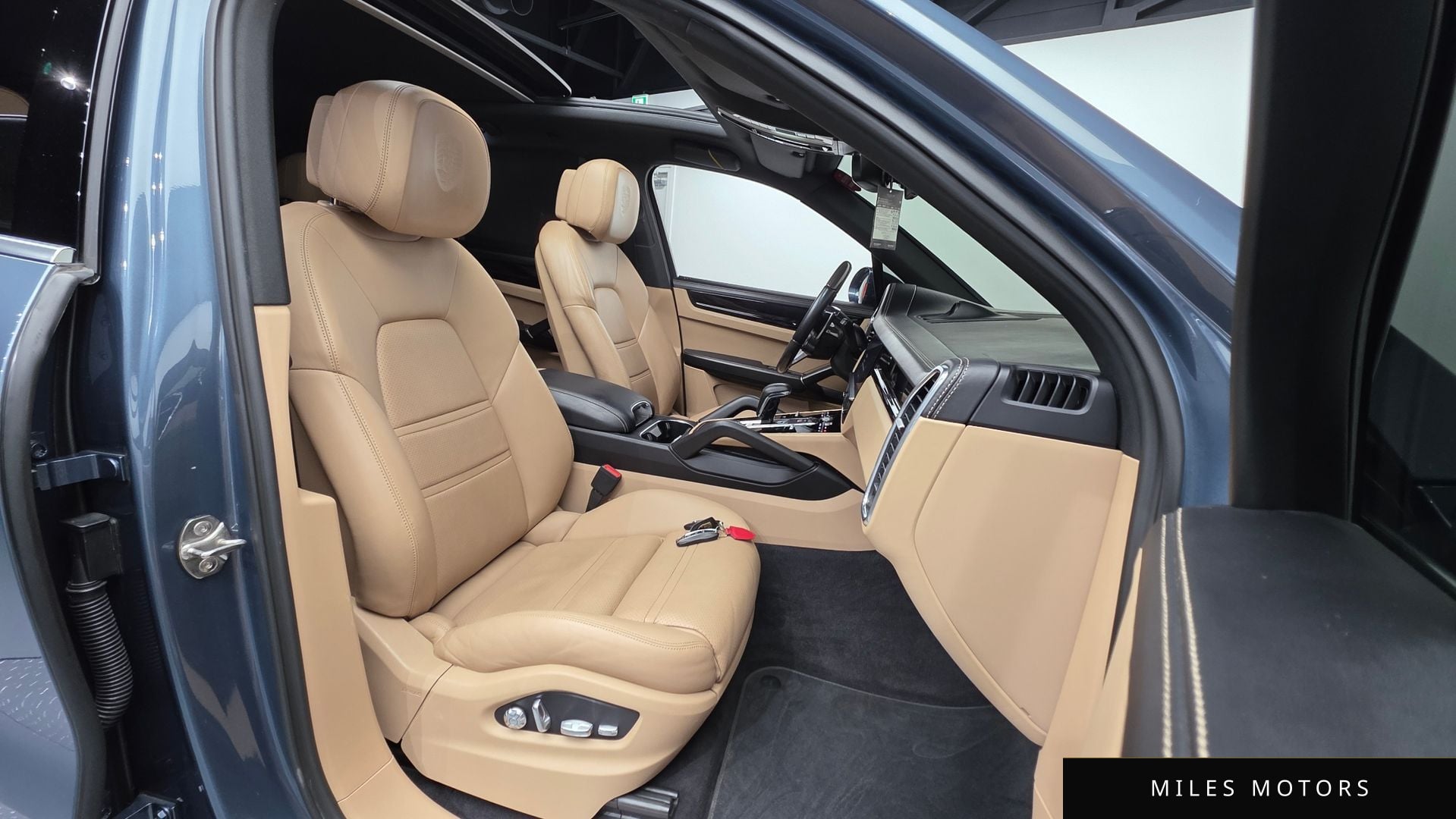 Porsche Cayenne 2020 — миниатюра 10